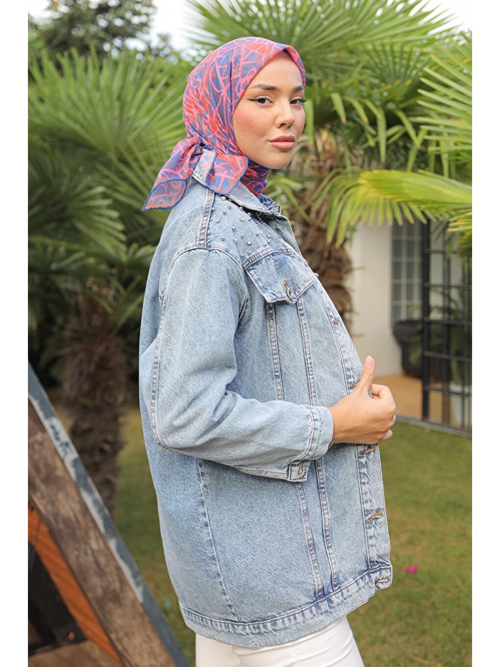 Kadın Omuz Taş Detaylı Oversize Jean Ceket Acik Mavi   26616-6