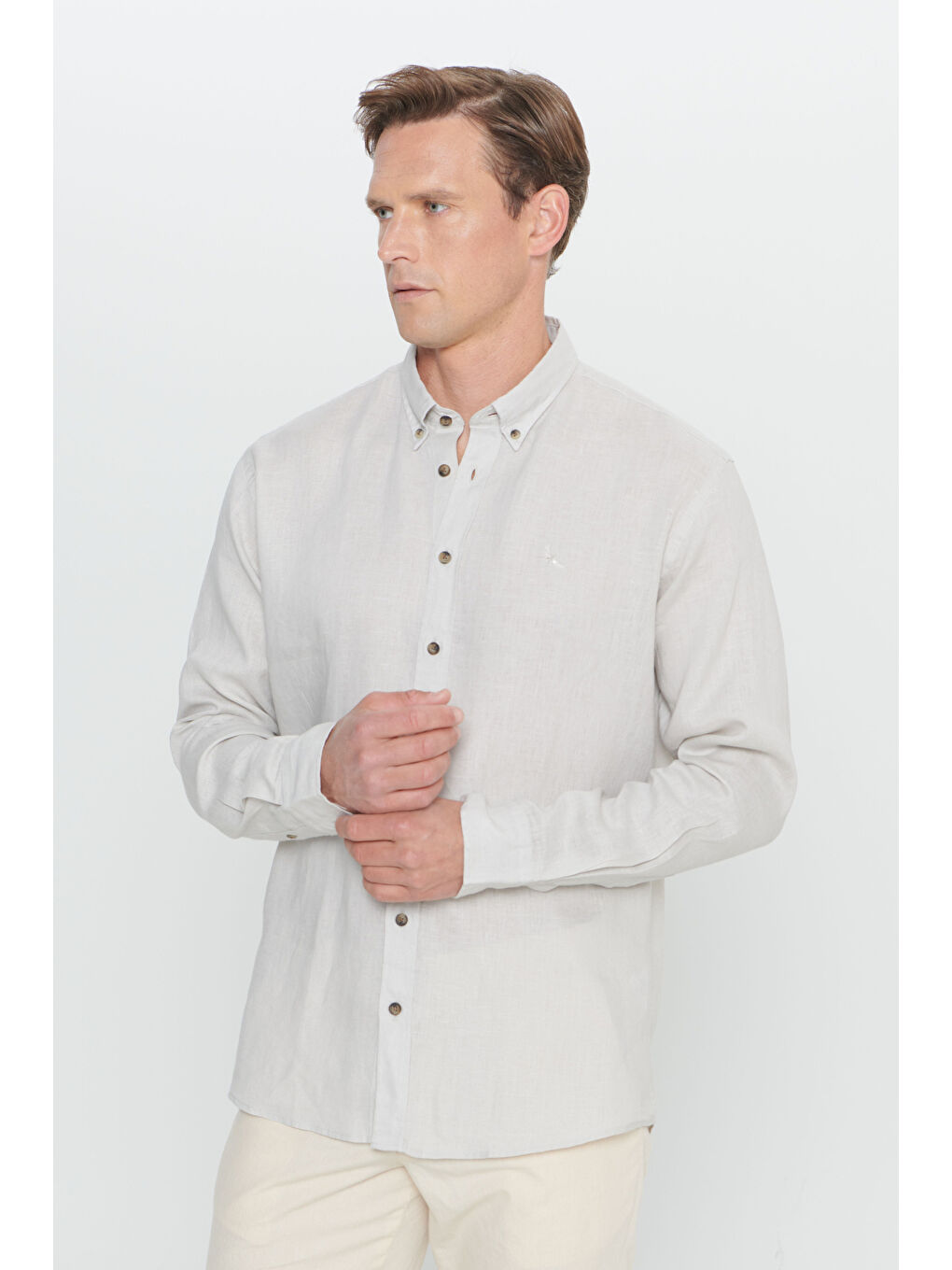 Erkek Bej Comfort Fit Rahat Kesim %100 Keten Düğmeli Yaka Gömlek-3