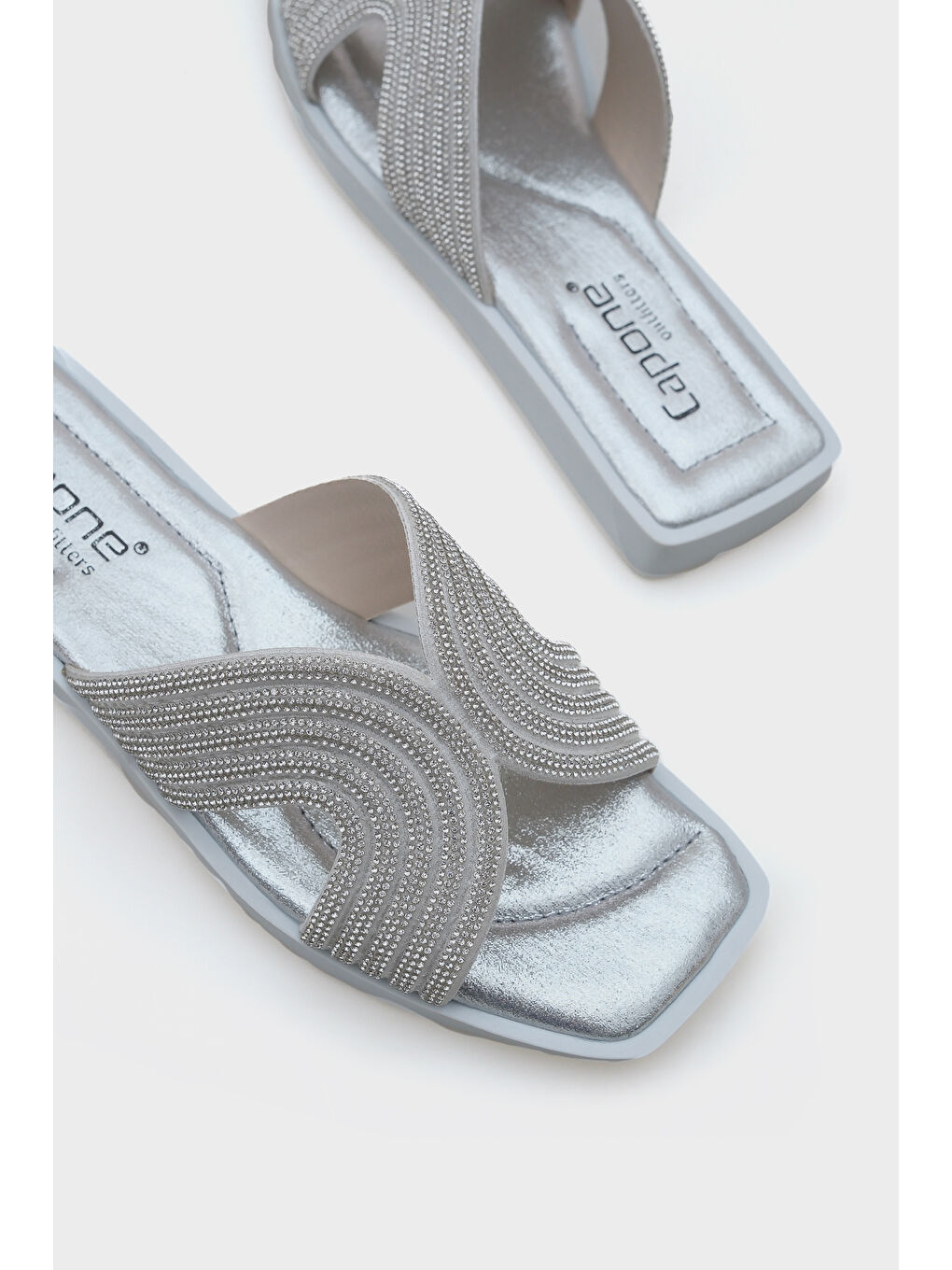 Gri Layla Taşlı Terlik-3