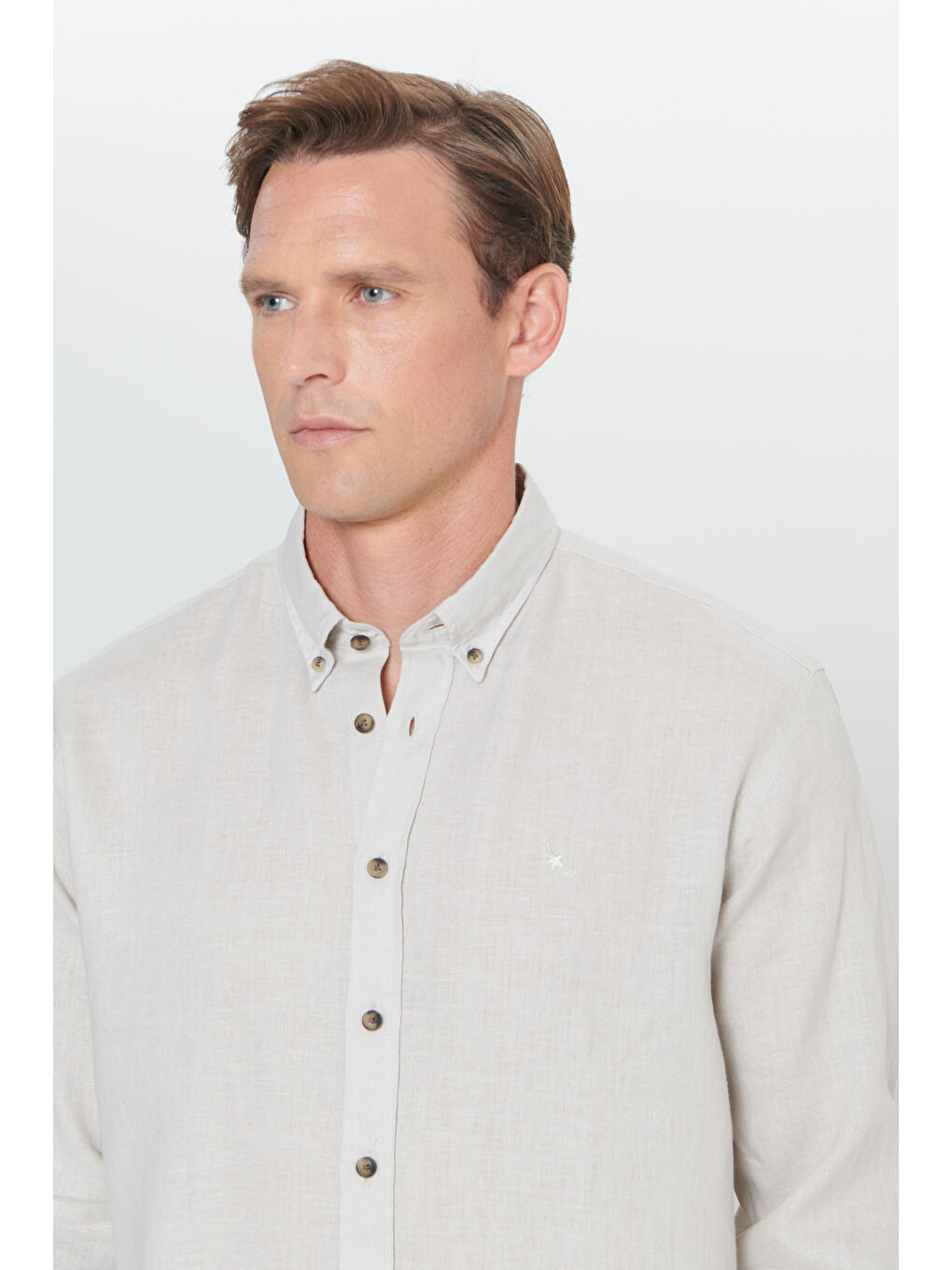 Erkek Bej Comfort Fit Rahat Kesim %100 Keten Düğmeli Yaka Gömlek-4