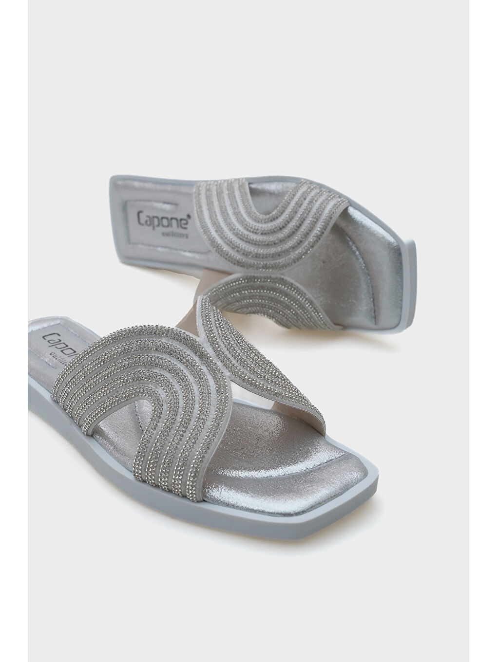 Gri Layla Taşlı Terlik-4