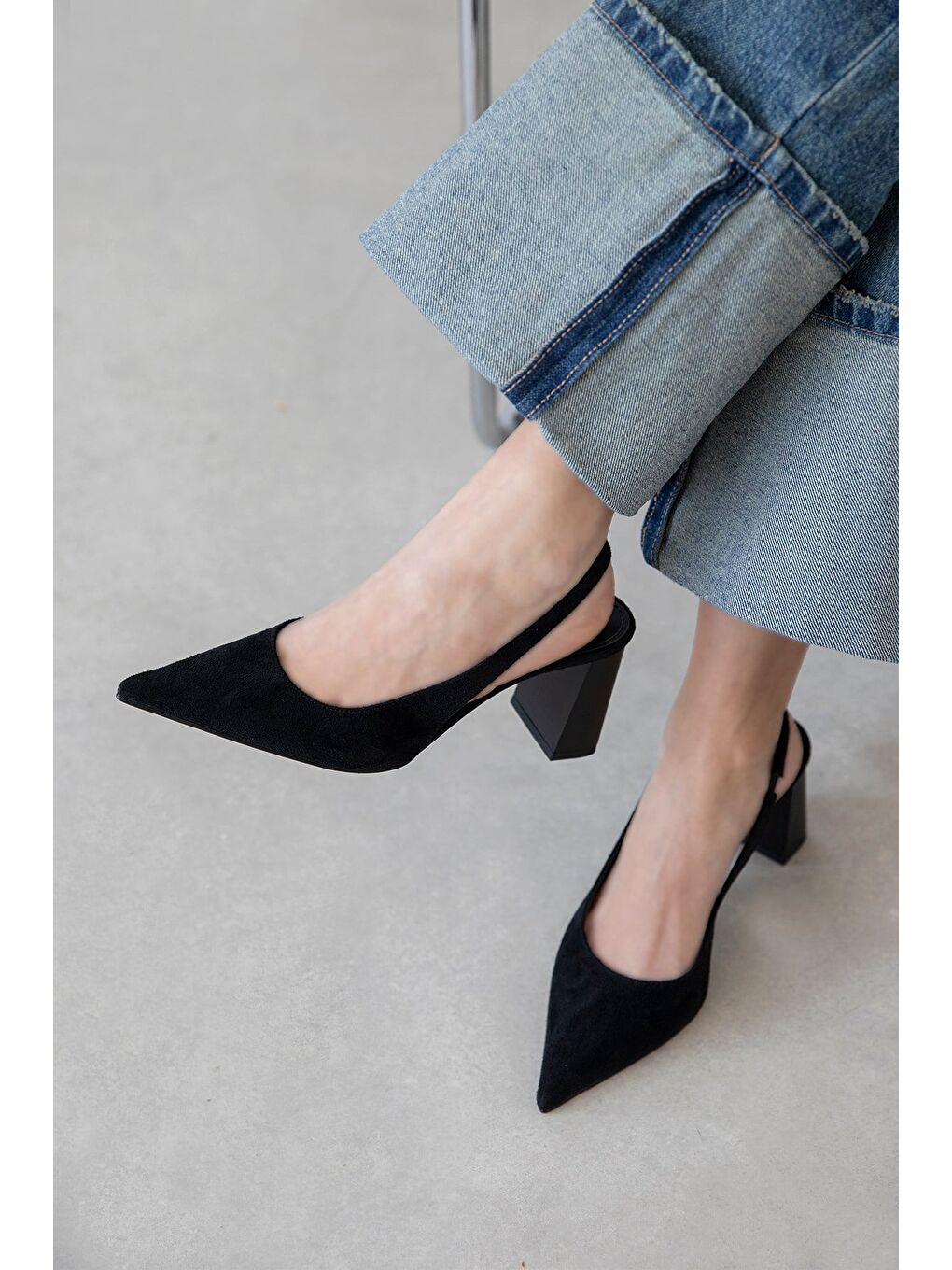 Vera Kadın Süet Topuklu Ayakkabı Siyah