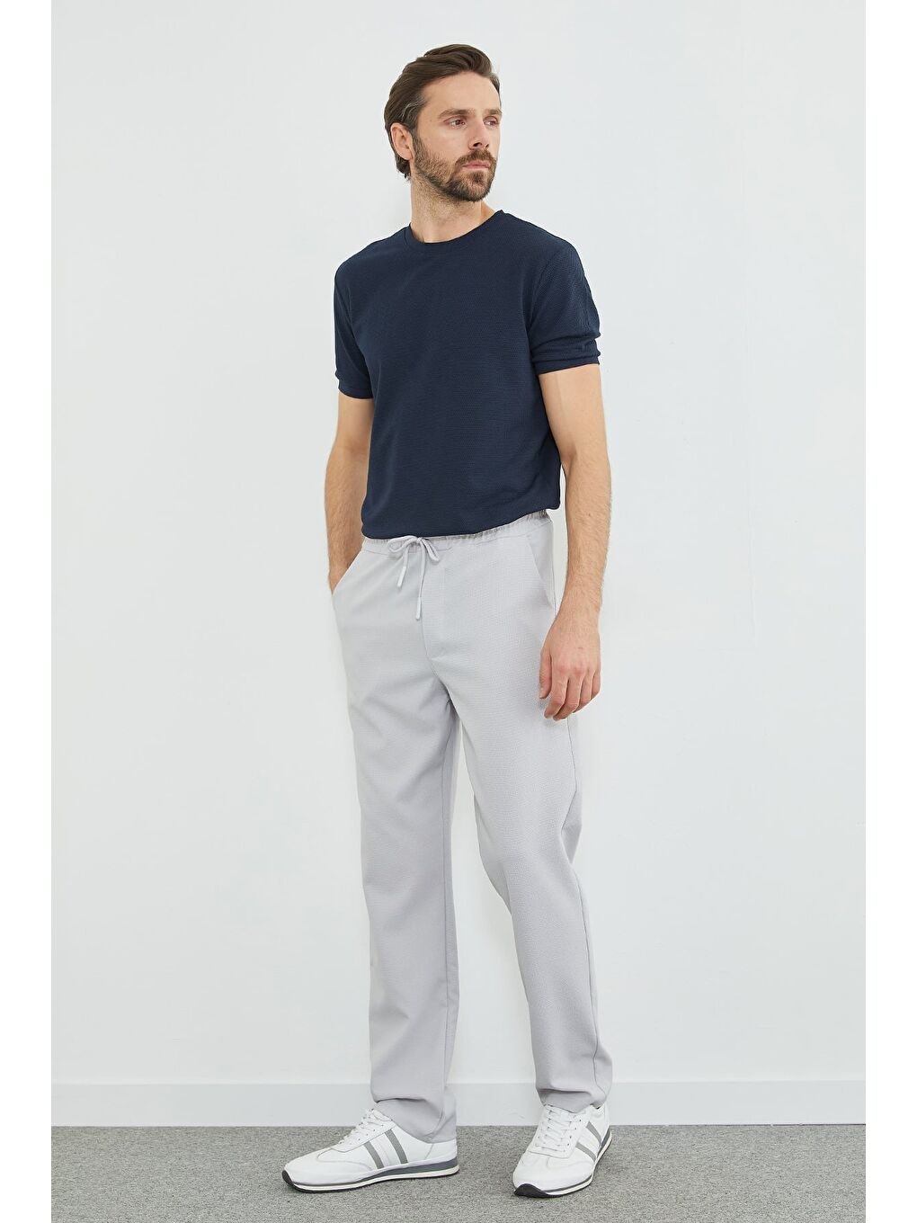 Gri Beli Lastikli  Dokulu Jogger Pantolon-3