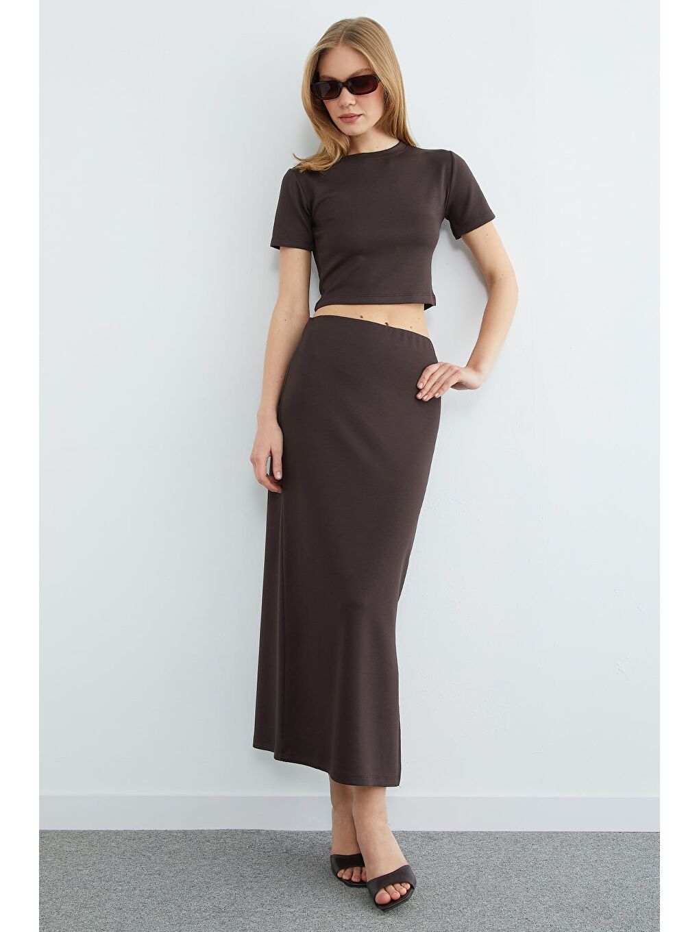 Kahverengi Basic Yırtmaçlı Modal Etekli 2 Li Takım-1