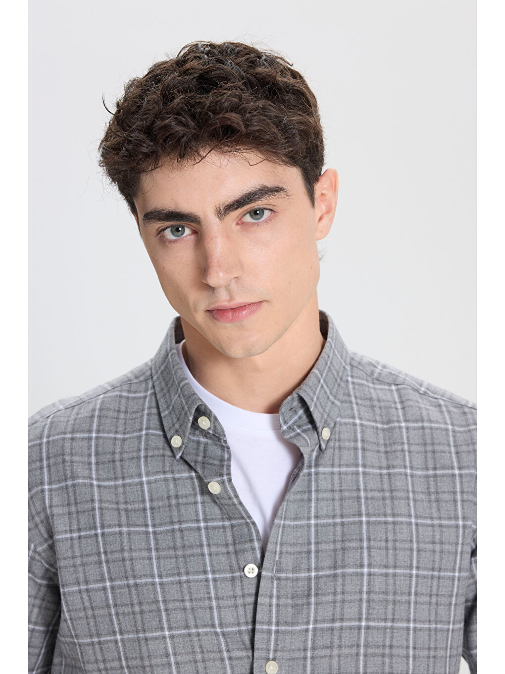 Erkek Antrasit-Gri %100 Pamuk Slim Fit Dar Kesim Düğmeli Yaka Kareli Flanel Gömlek-5