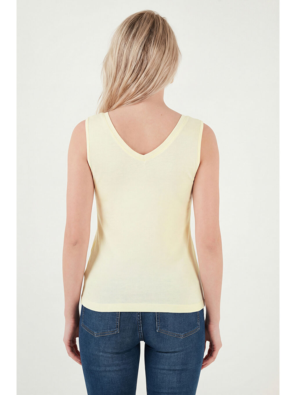 Sarı Kalın Askılı V Yaka Kadın Bluz 5864384-5