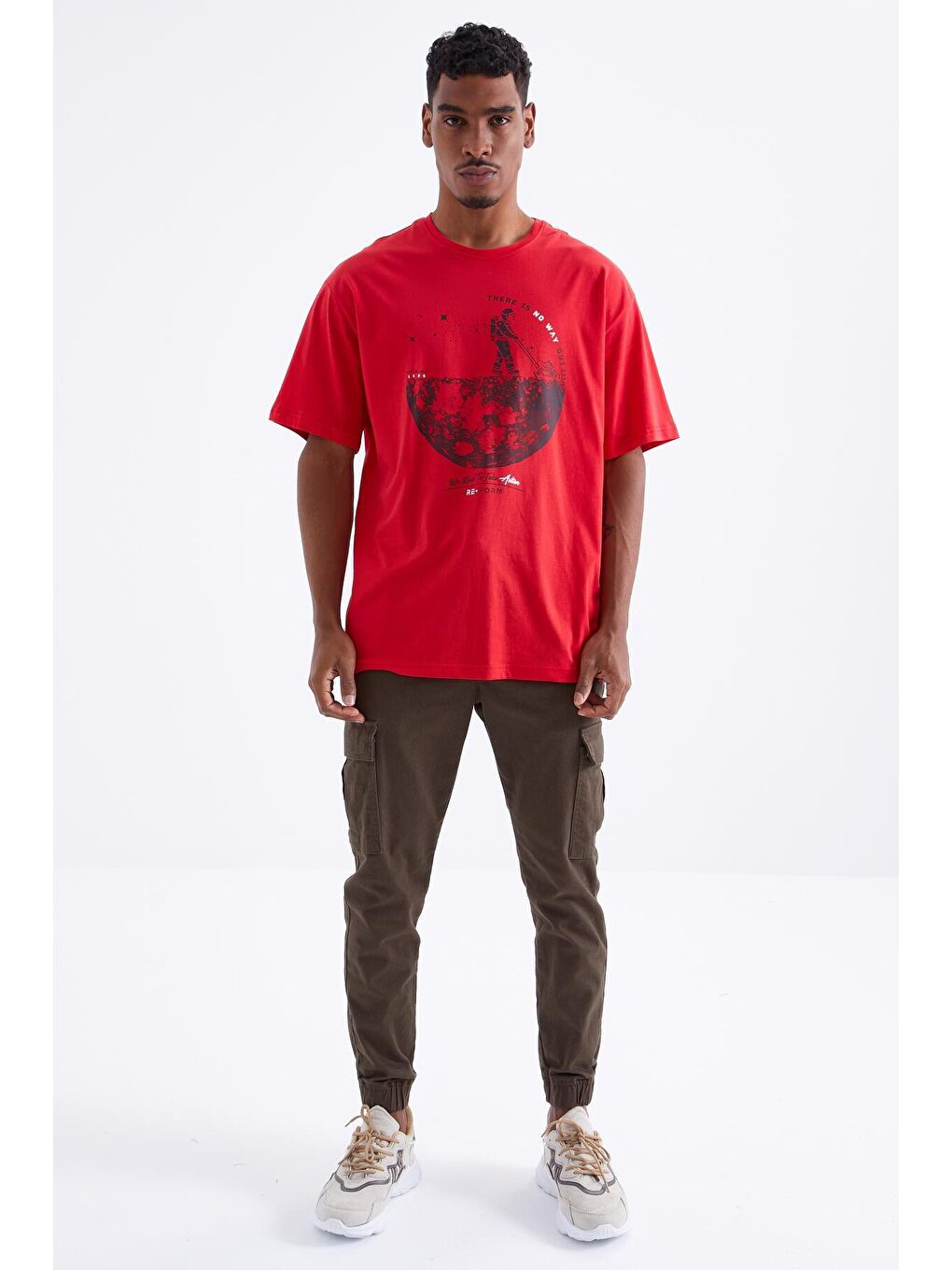 TOMMYLIFE Kırmızı Baskılı O Yaka Erkek Oversize T-Shirt - 88098 - 3