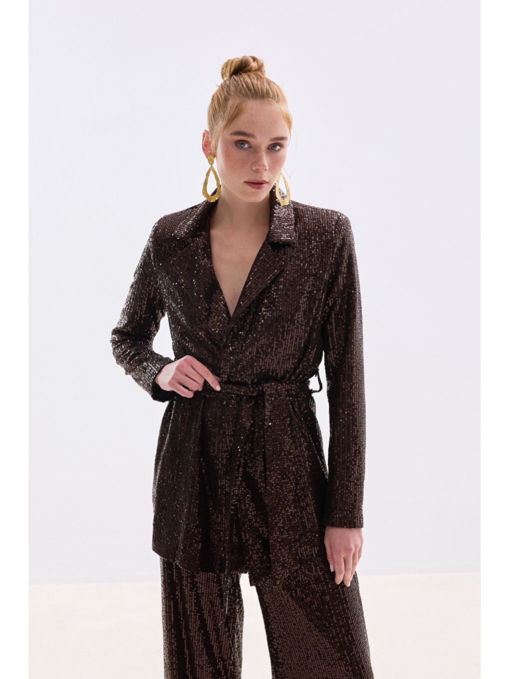 Kahverengi Kuşaklı Payet Ceket - Kahve-3