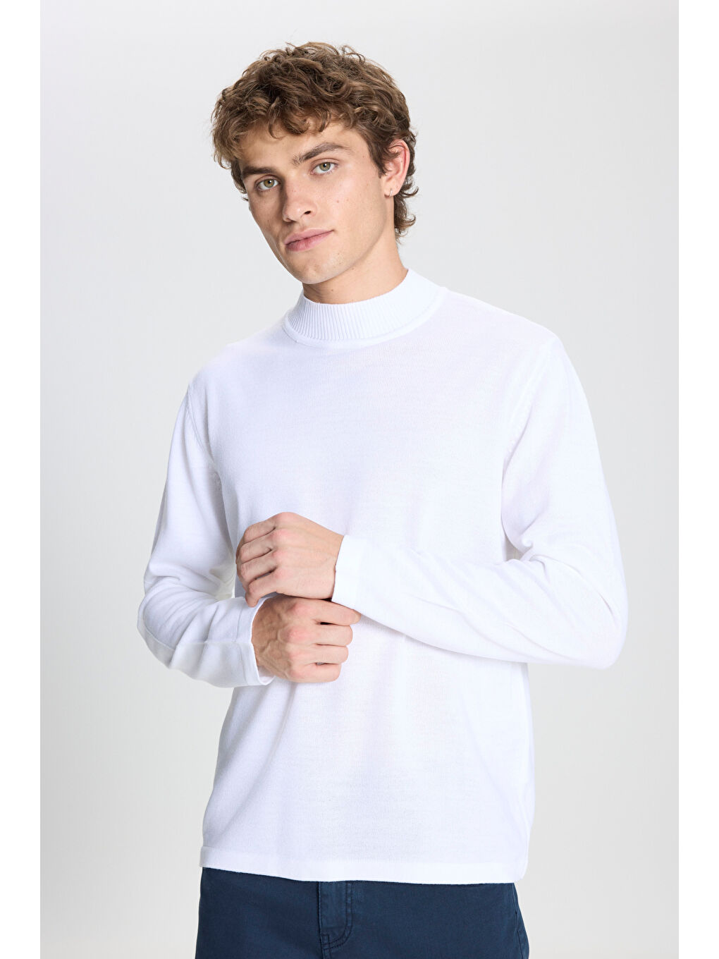 Erkek Ekru Tüylenme Yapmayan Anti-Pilling Standart Fit Yarım Balıkçı Yaka Triko Kazak-2