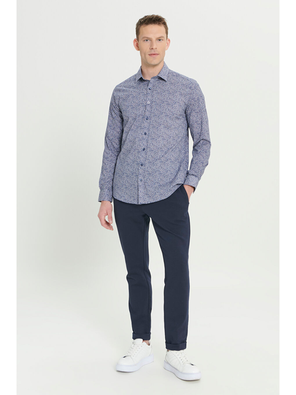 Erkek Mavi-Beyaz Pamuklu Slim Fit Dar Kesim Klasik Yaka Baskılı Gömlek-1