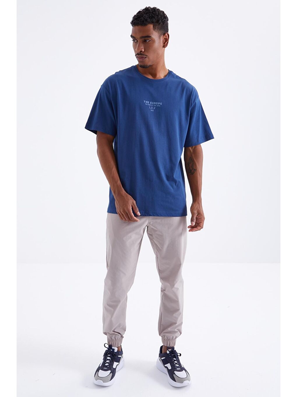 TOMMYLIFE İndigo Sırt Baskılı O Yaka Erkek Oversize T-shirt - 88091 - 2