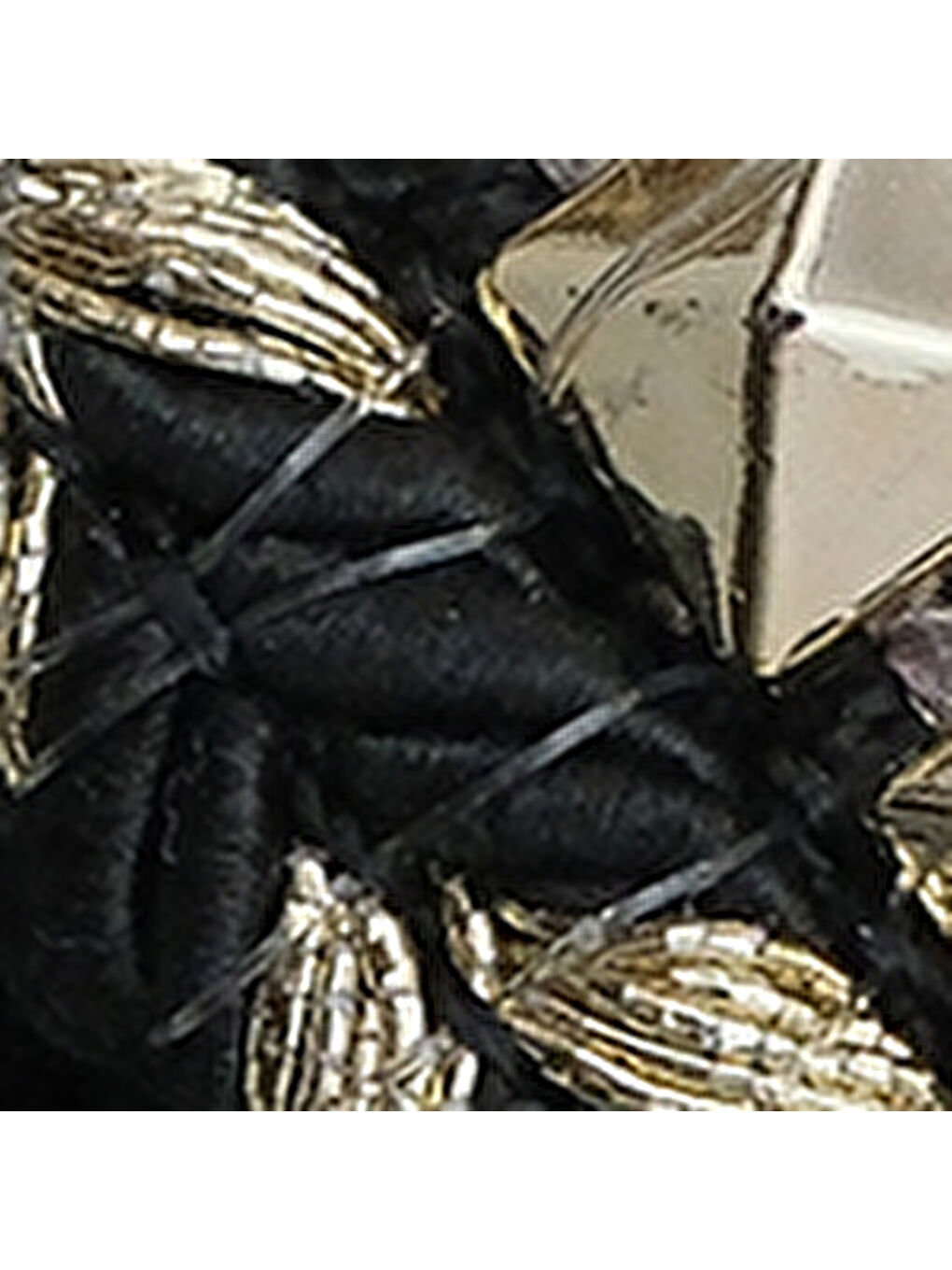 Siyah Kyla Düz Topuklu Küt Burunlu Metal Aksesuarlı Çapraz Bantlı Hasır Kadın Terlik-6