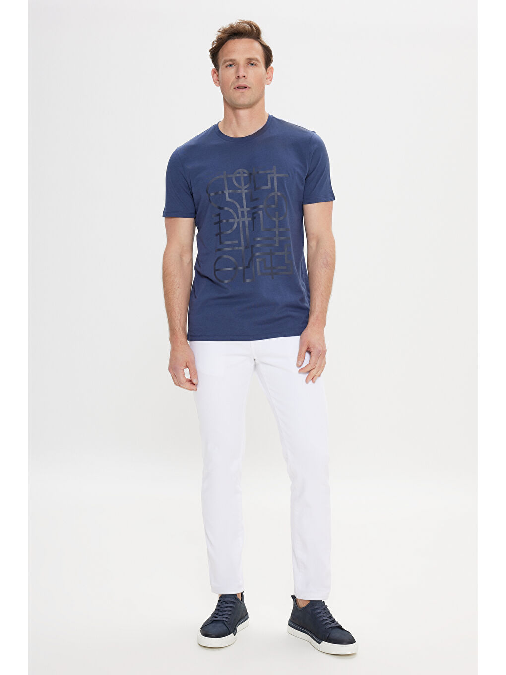 Erkek Lacivert Slim Fit Dar Kesim %100 Pamuk Baskılı Bisiklet Yaka Tişört-1