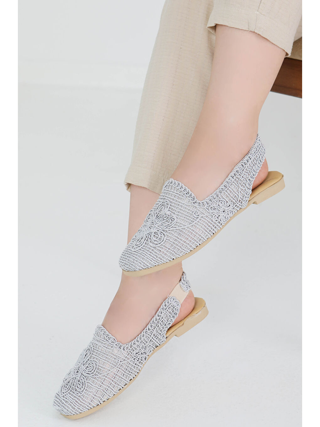 Kadın Gri Nakış Hasırlı Sandalet - 27482-2