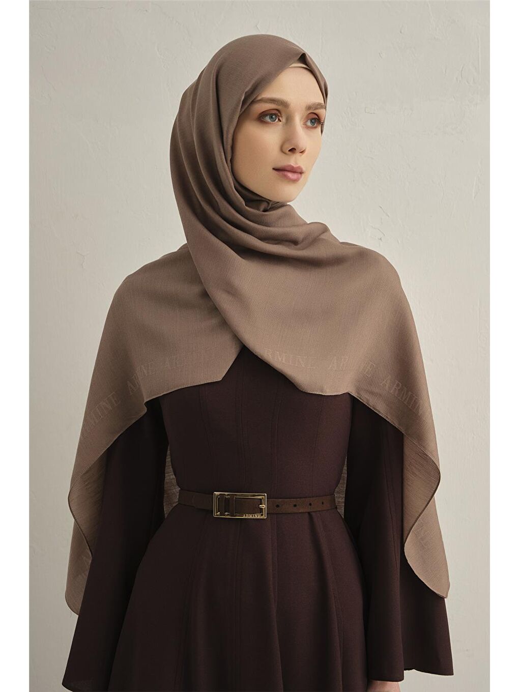 Kahverengi Logo Bordürlü Pamuk İpek Şal 12-3