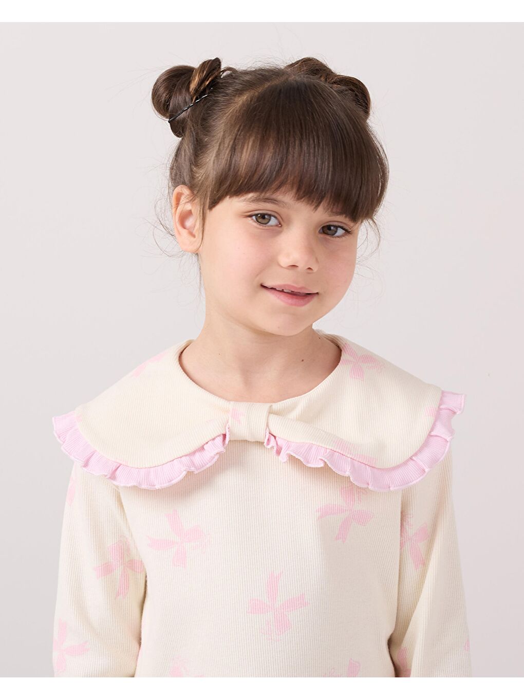 Pembe Kız Çocuk Pamuklu Lila Fiyonklu Volan Yaka Sweatshirt Ve İspanyol Paça Pantolon Takım-3