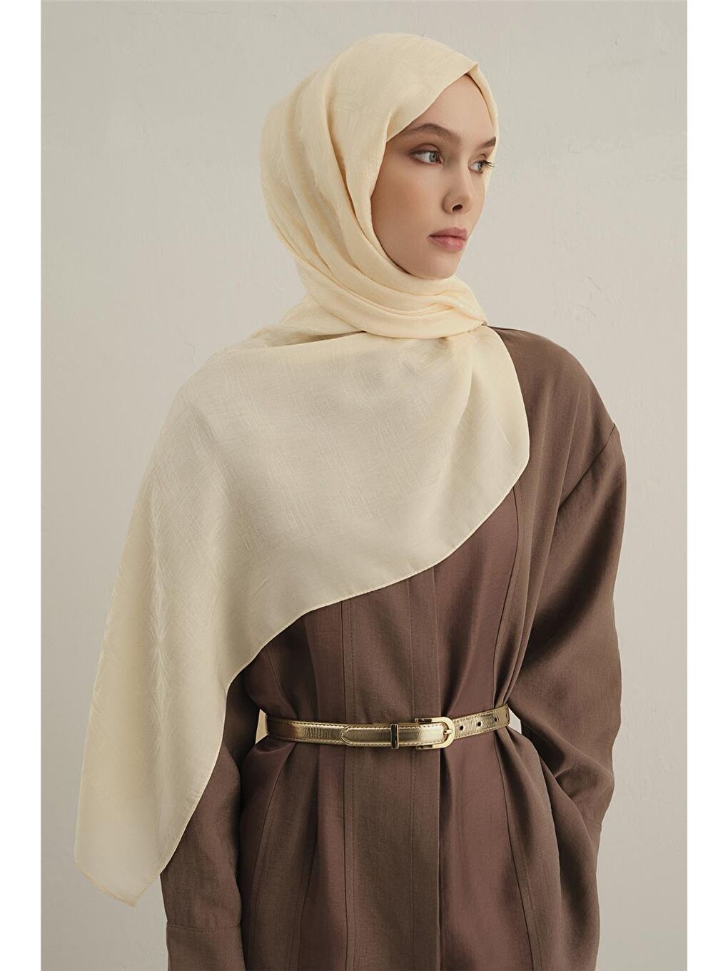 Ekru Lyocell Naia Kare Monogram Şal 6 60-1