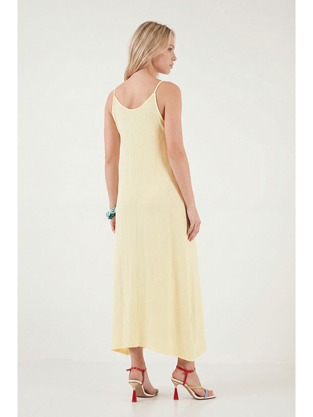 Sarı Regular Fit İp Askılı Uzun Kadın Elbise 5865732-4