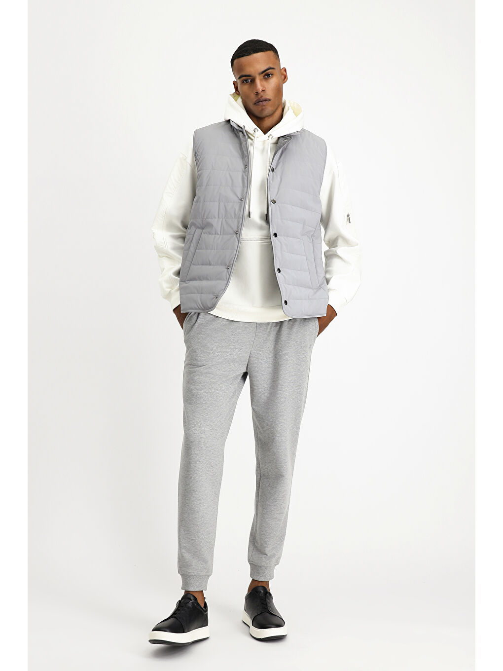 Gri Slim Fit Dar Kesim Spor Kapitone Yelek-1