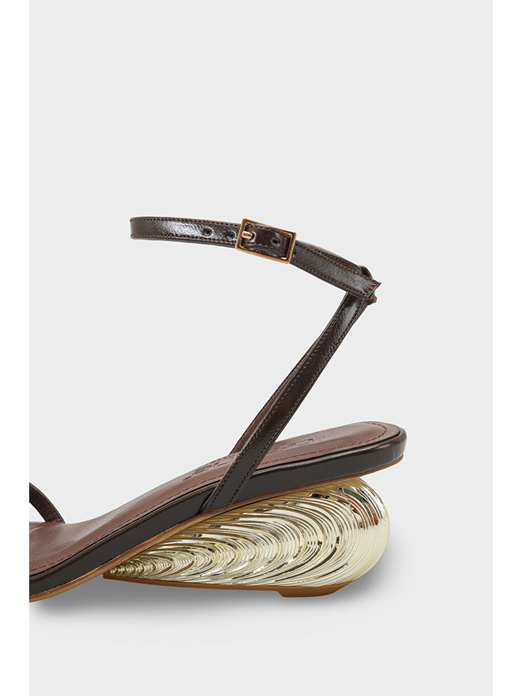 Kahverengi Carlena Metal Topuklu Bilekten Bantlı Kadın Ayakkabı-2