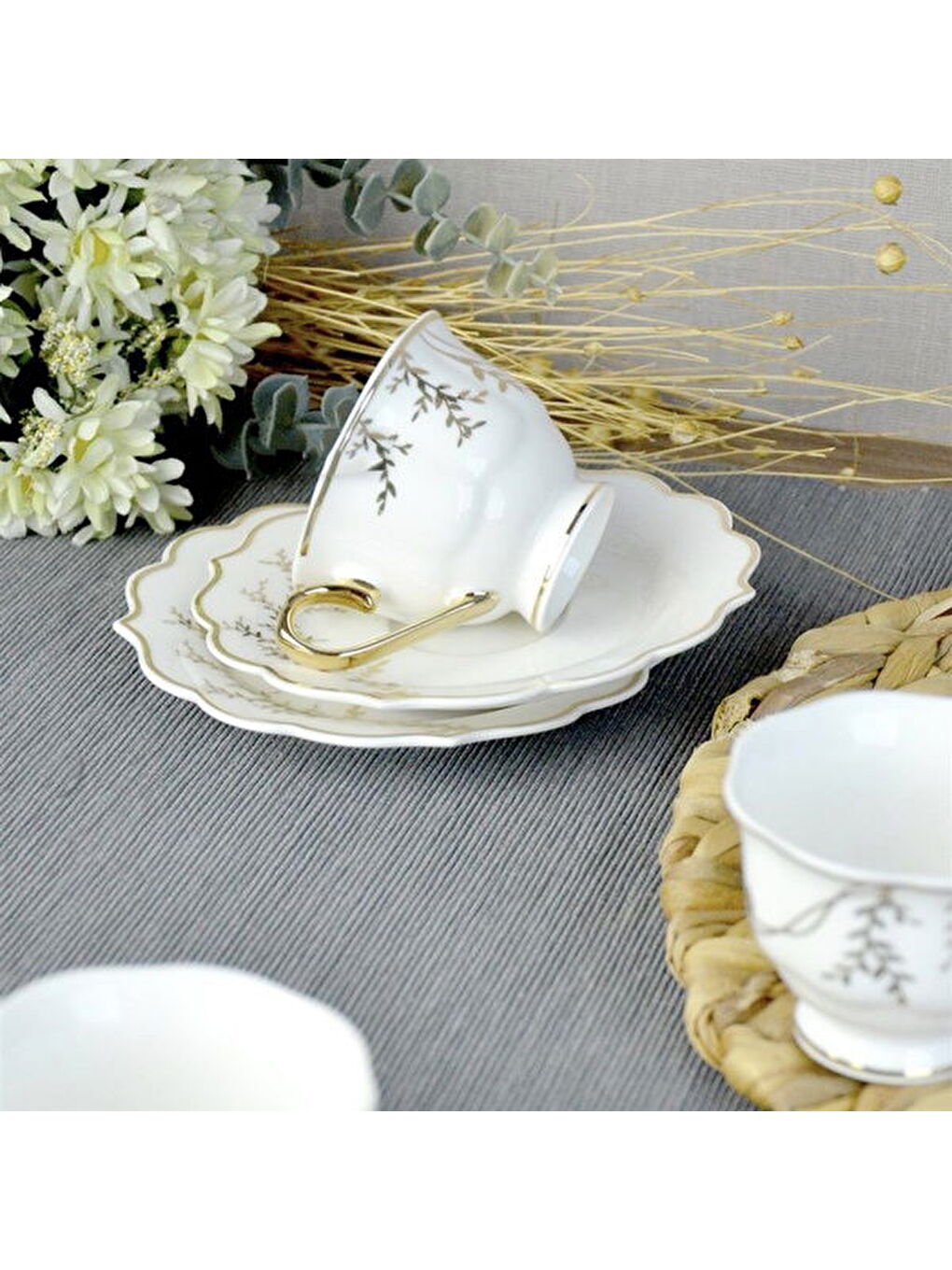 Valeria Porselen 6'lı Kahve Fincanı - Beyaz / Altın-2