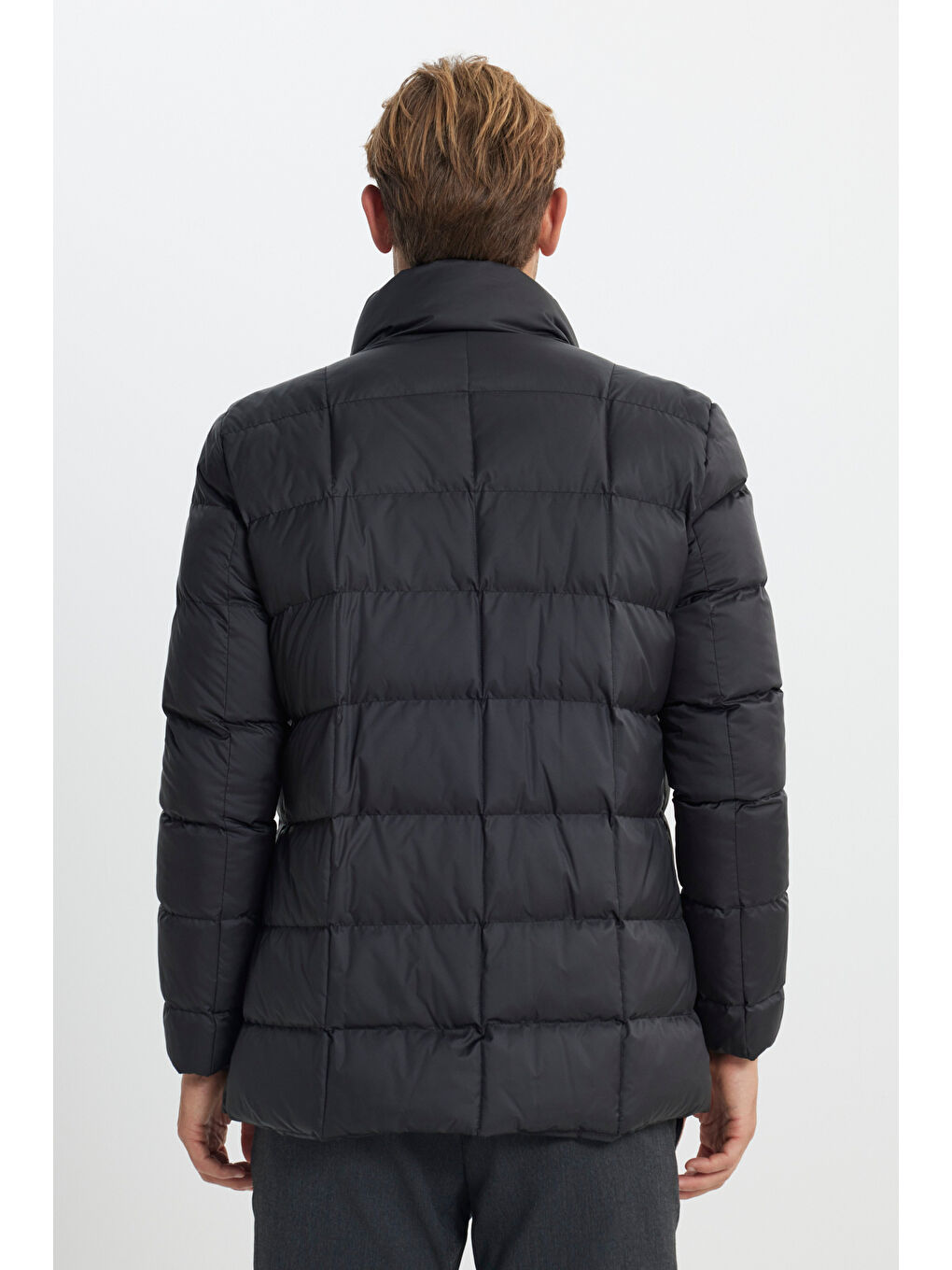 Erkek Siyah Standart Fit Normal Kesim Dik Yaka Yan Cepli Mont-5