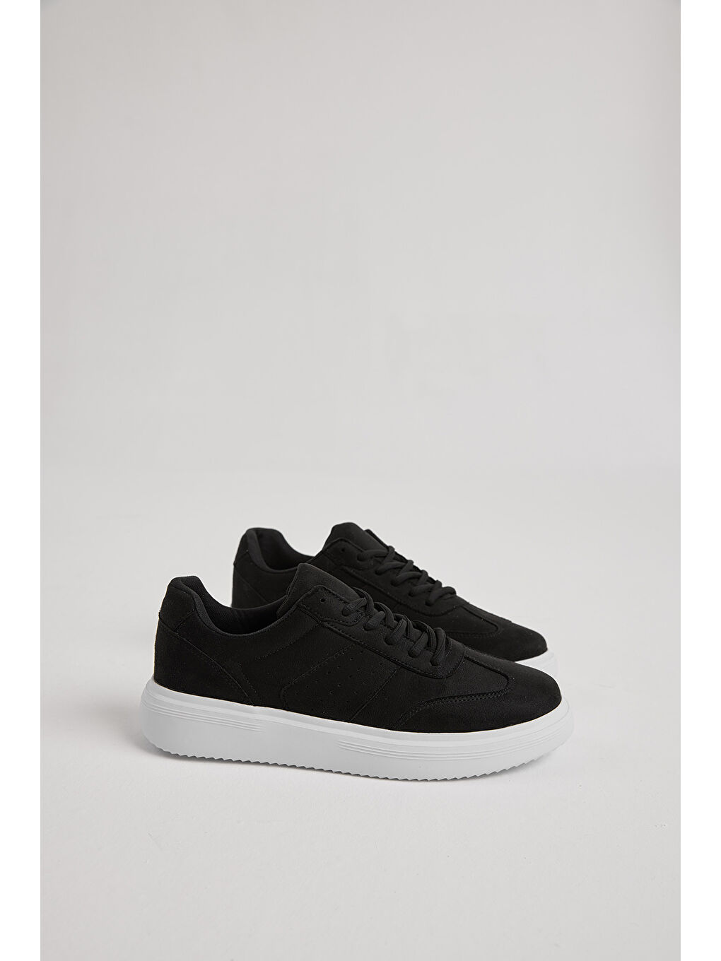 Erkek Siyah Beyaz Kalın Faylon Hafif Taban Bağcıklı Spor Ayakkabı-1