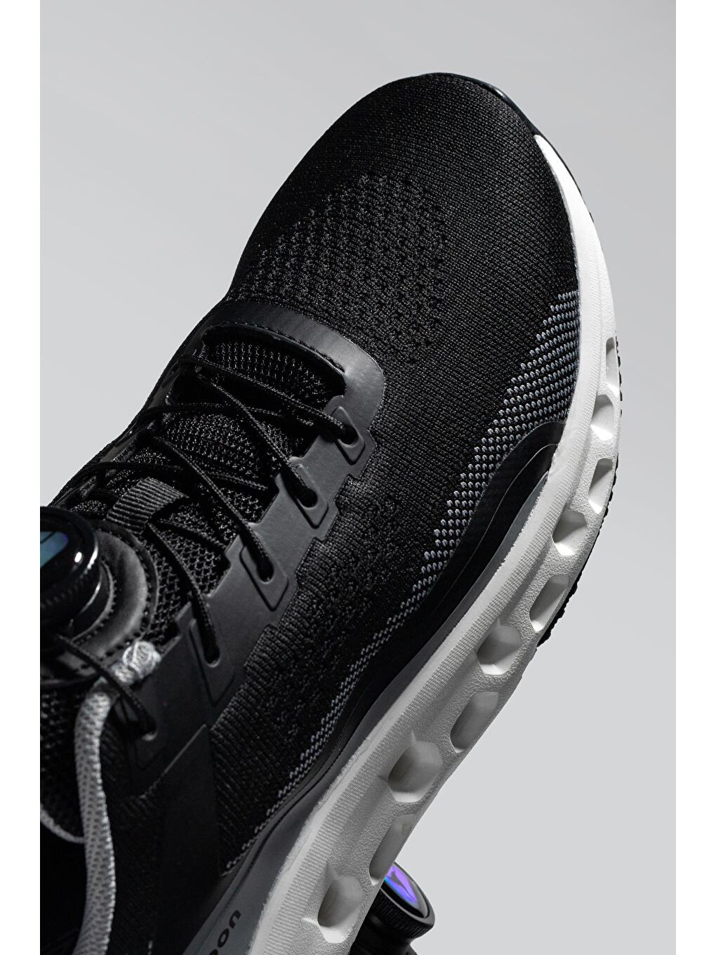 Siyah Havalı Tabanlı Spor Ayakkabı-3