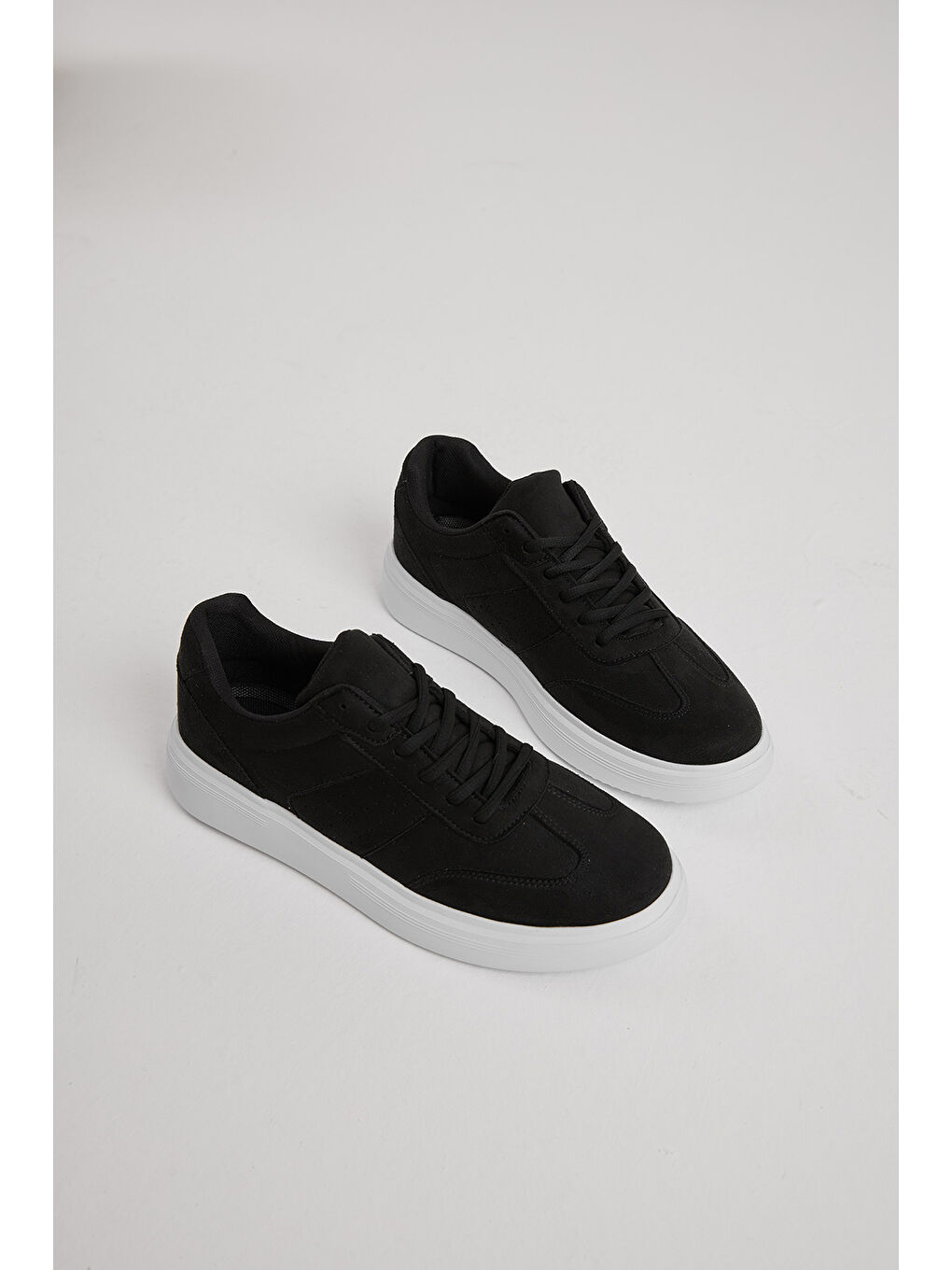 Erkek Siyah Beyaz Kalın Faylon Hafif Taban Bağcıklı Spor Ayakkabı-2