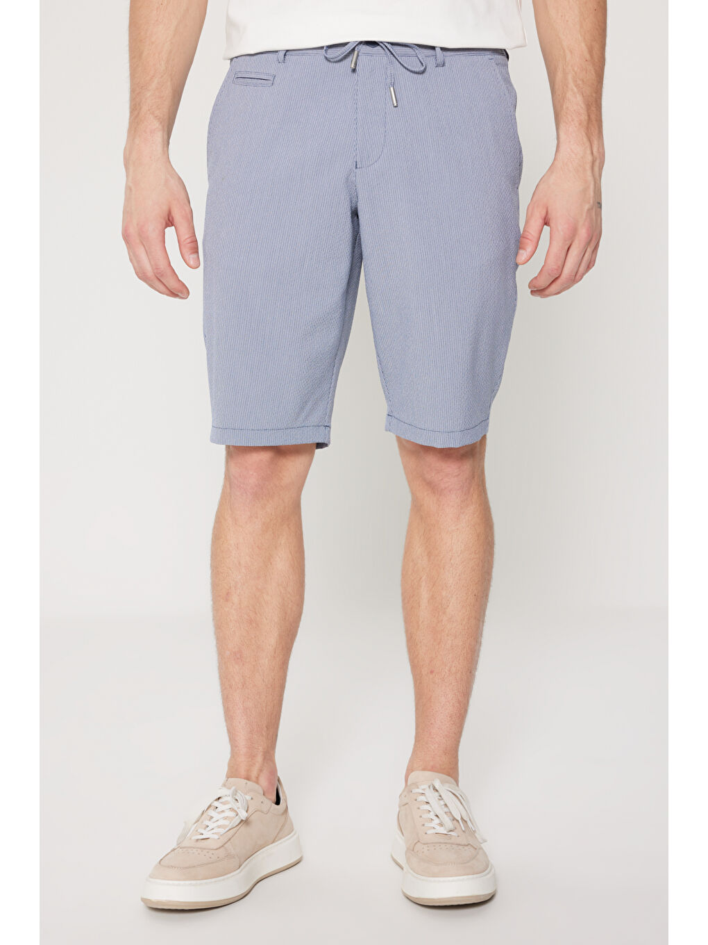 Erkek Lacivert Slim Fit Dar Kesim Yan Cepli Gofre Desenli Şort-1