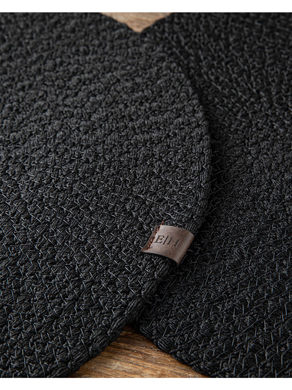 Dalia Jüt 2'li Amerikan Servis Siyah-1