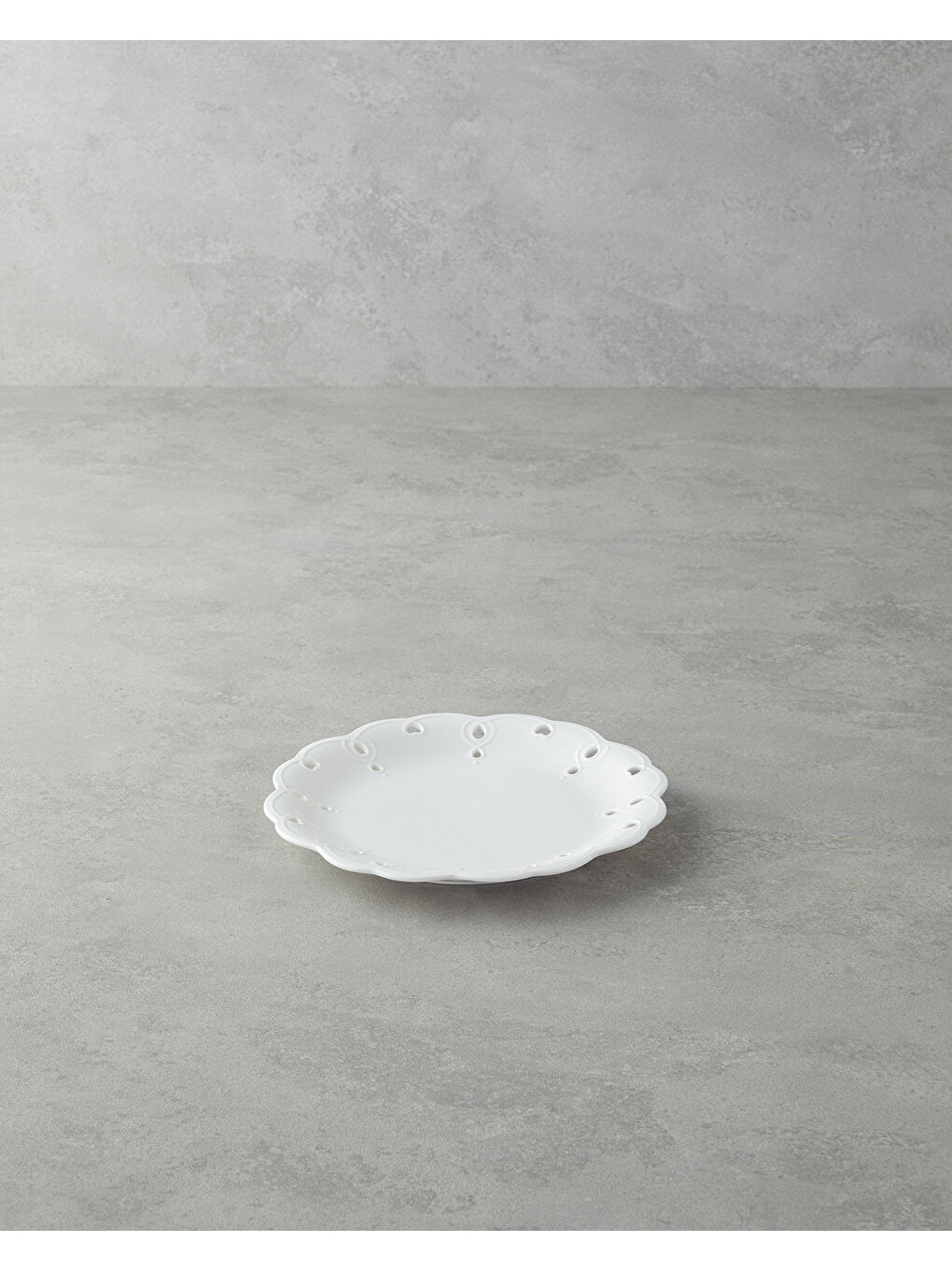 Elodie Porselen Pasta Tabağı 21 cm Beyaz