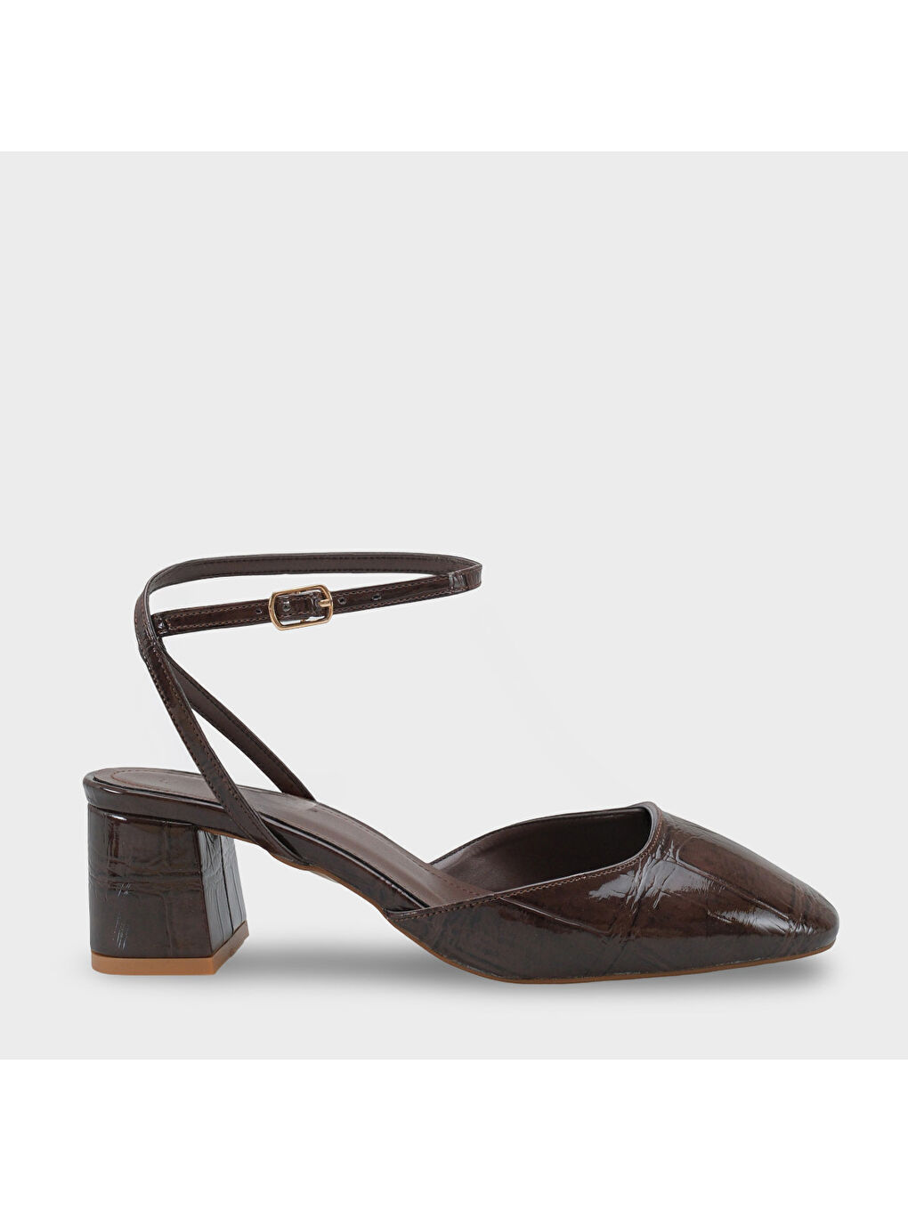 Kahverengi Karmen Yuvarlak Burunlu Bilekten Bantlı Orta Topuklu Kadın Ayakkabı