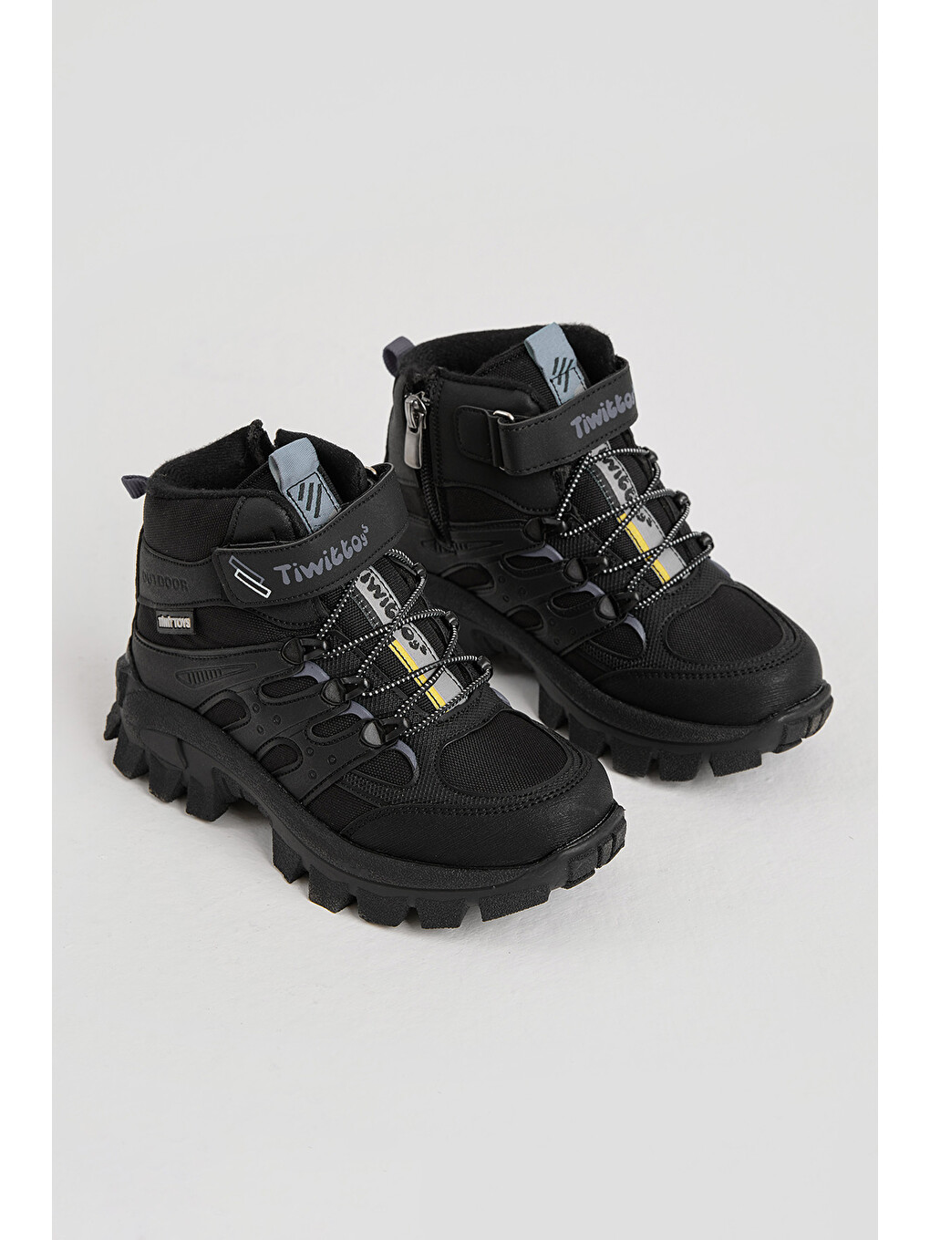 Çocuk Unisex Siyah Füme Kalın Kauçuk Taban Lastik Bağcıklı Cırtlı Outdoor Trekking Bot