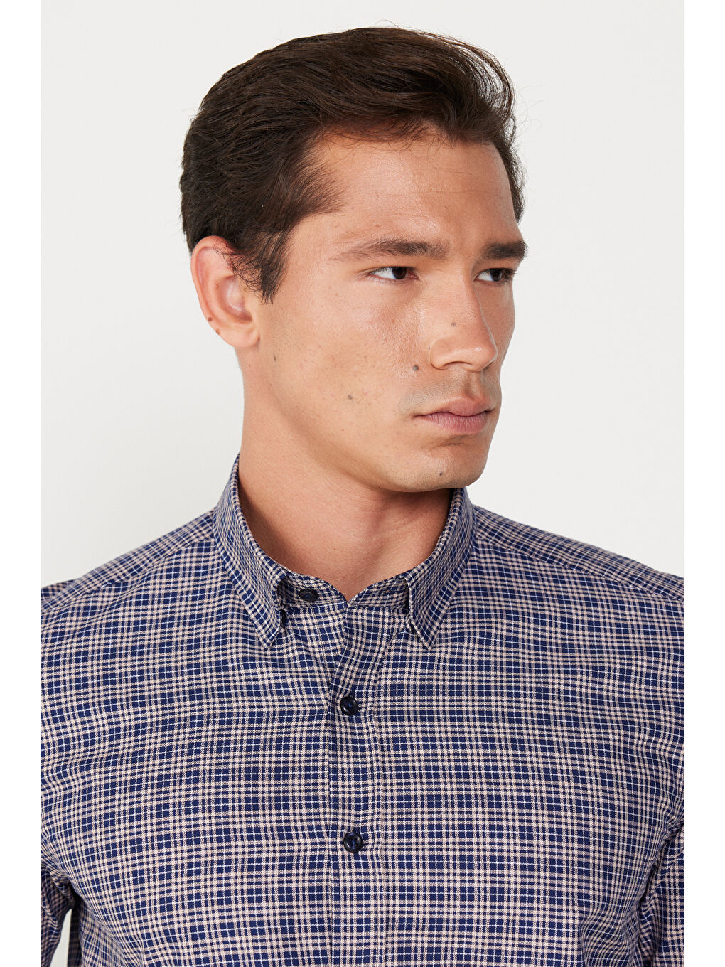 Erkek Lacivert-Bej Slim Fit Dar Kesim Gizli Düğme Yaka %100 Pamuk Gömlek-4