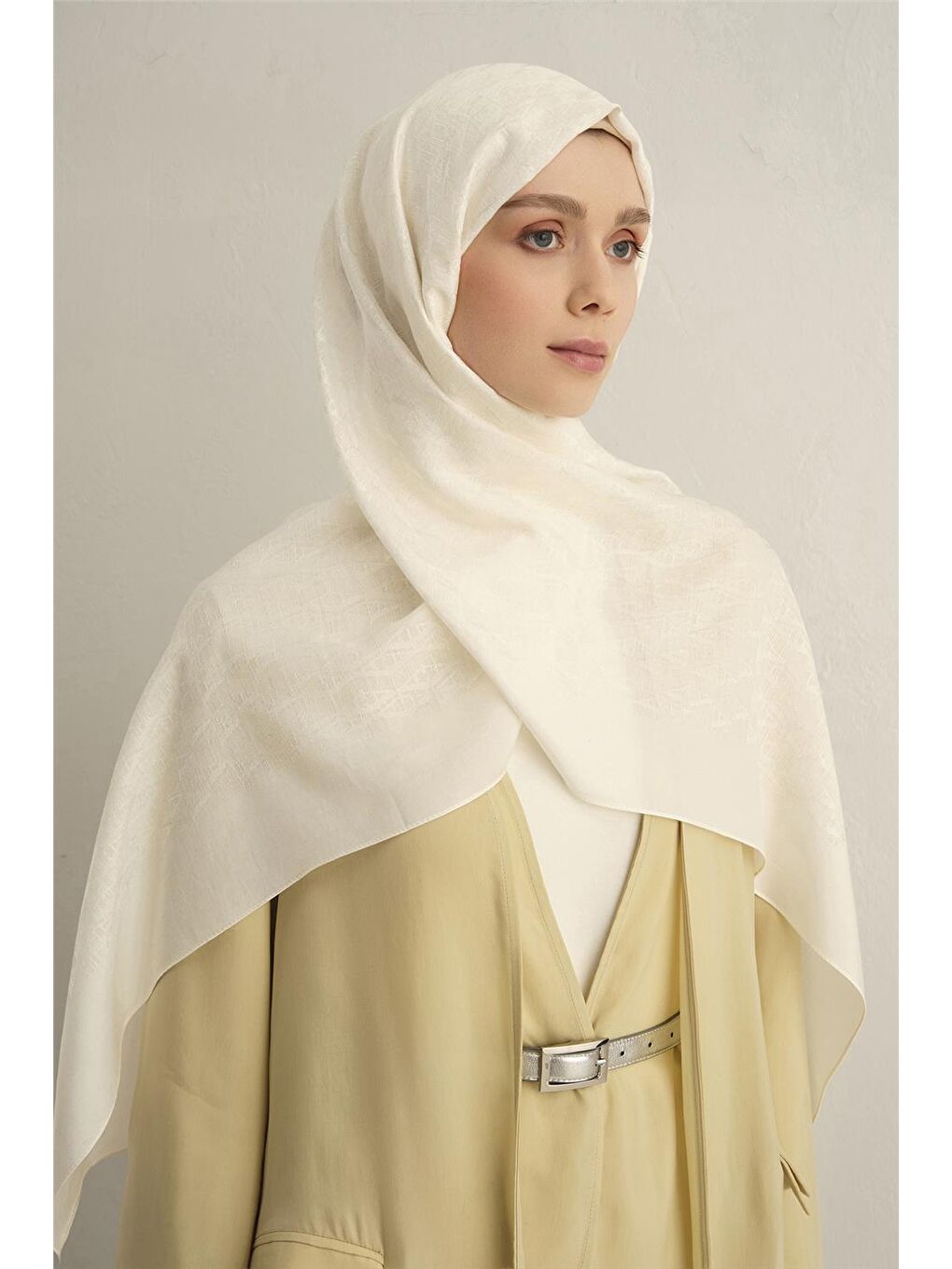 Ekru Pamora Aa Monogram Şal 3 58-2