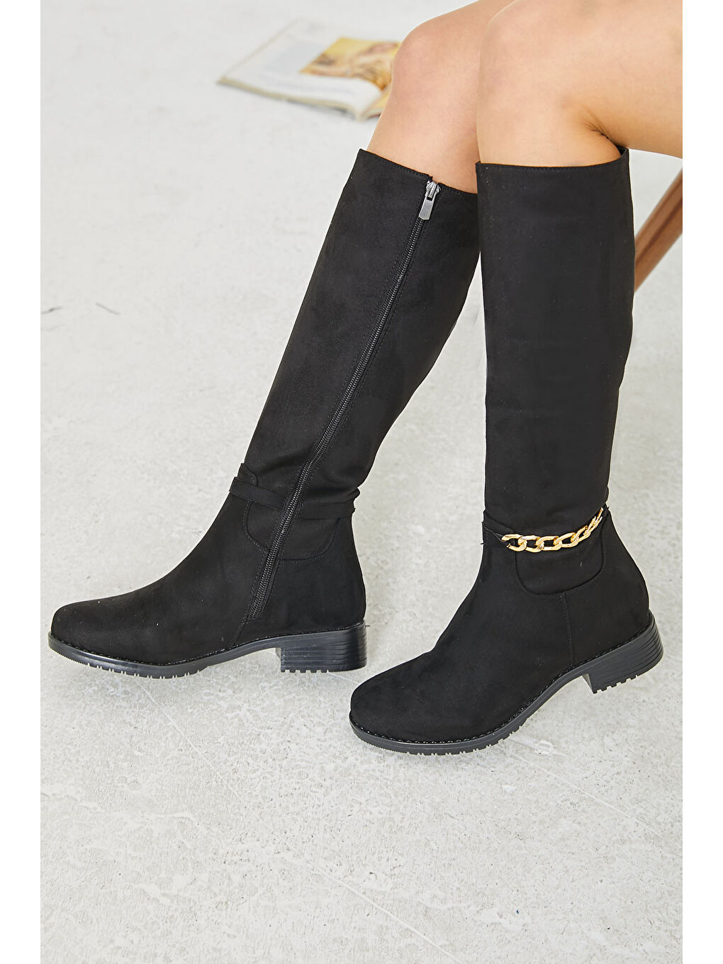 Kadın Siyah Zincirli Çizme - 26761