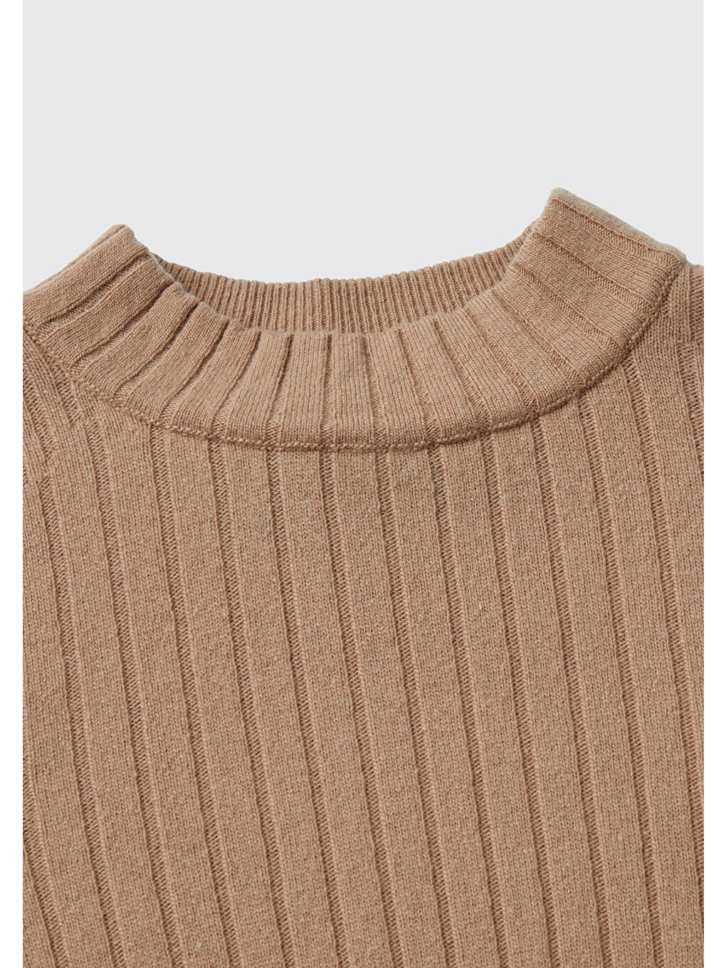 Kadın Kahverengi Yün Karışımlı Kol Ucu Yırtmaçlı Yarım Balıkçı Kazak-4