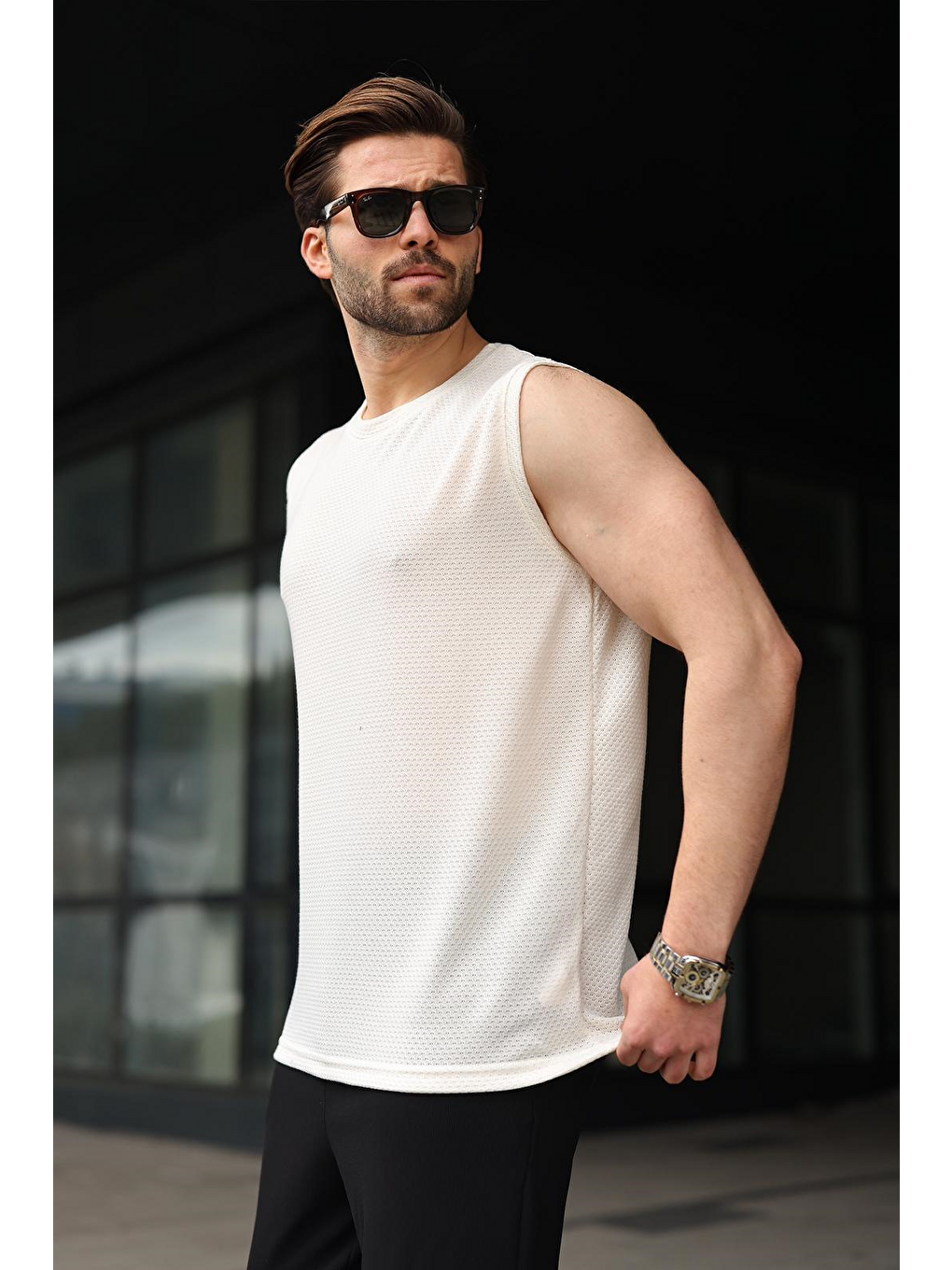 Ekru Bisiklet Yaka Jakarlı Kolsuz Erkek Tişört E7180