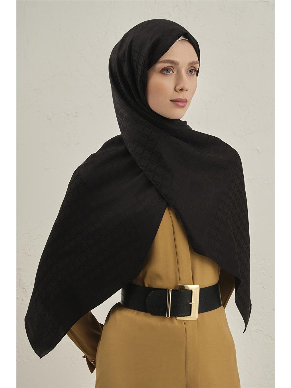 Siyah Pamuk Floş Çapraz Desen Şal 2 01-1