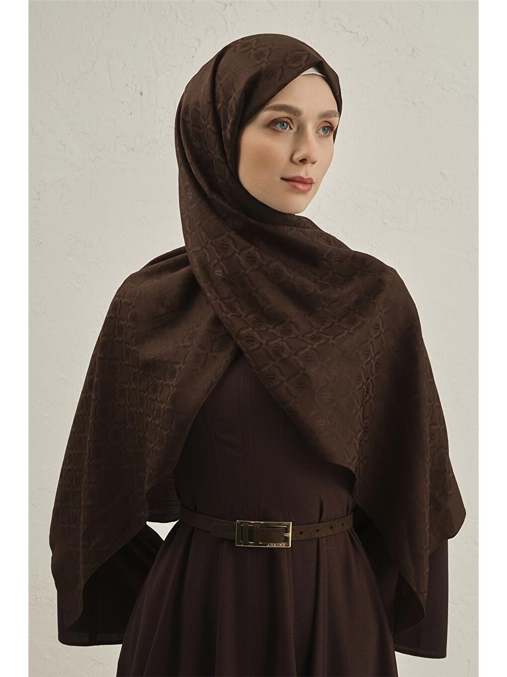 Kahverengi Pamuk Floş Monogram Zincir Şal 1 11-1