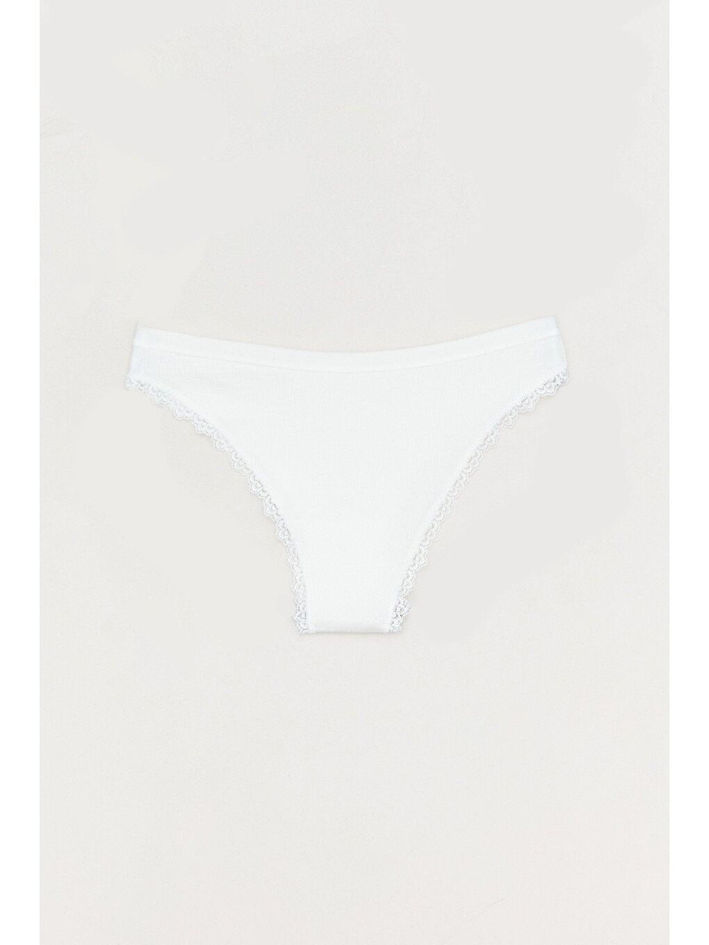 Ekru Dantelli Brazilian Külot-1