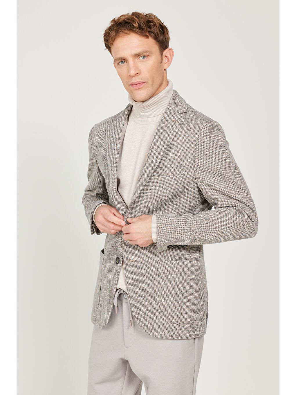 Erkek Kahverengi Slim Fit Dar Kesim Mono Yaka Armürlü Ceket-2