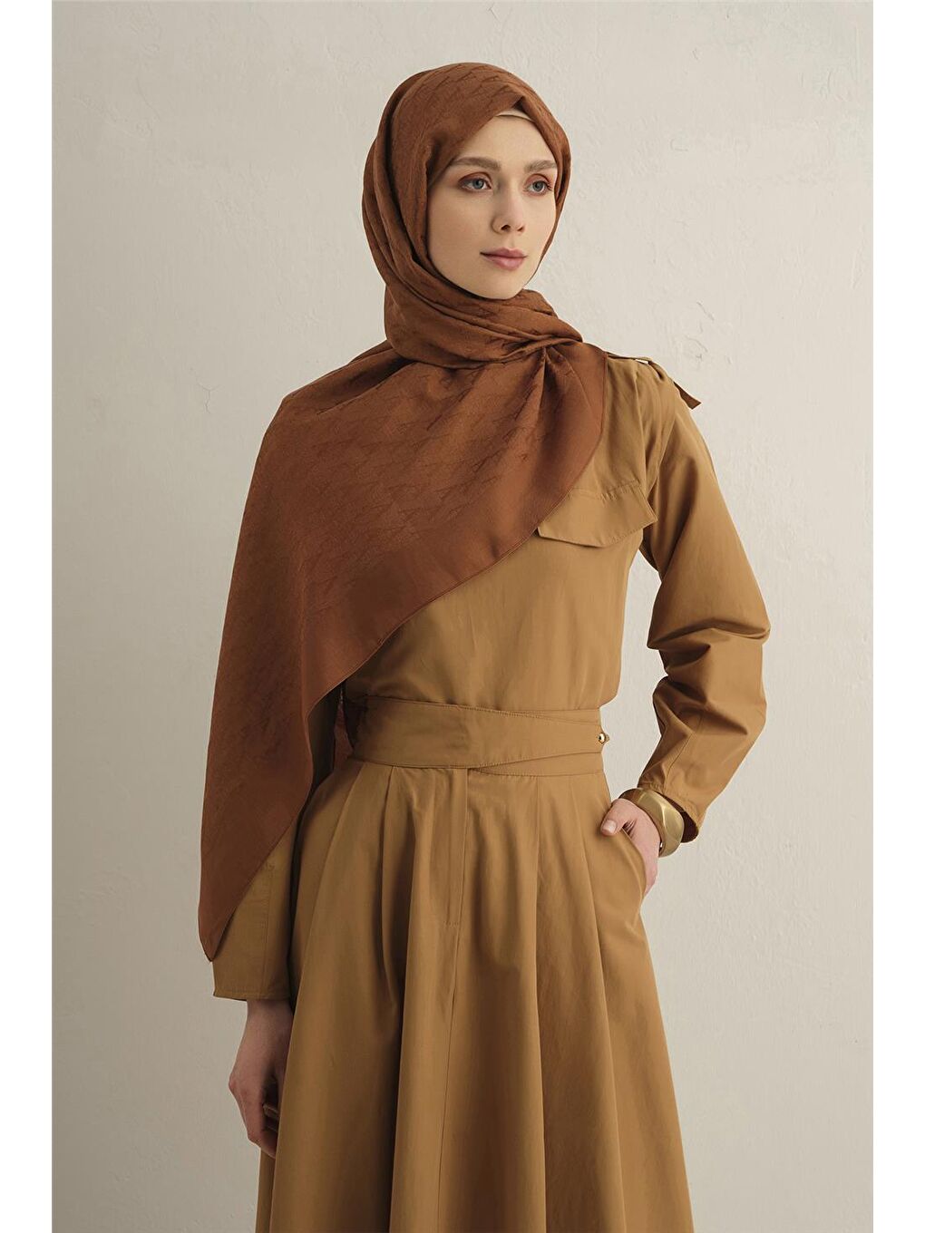 Kahverengi Pamora Aa Monogram Şal 3 16-1