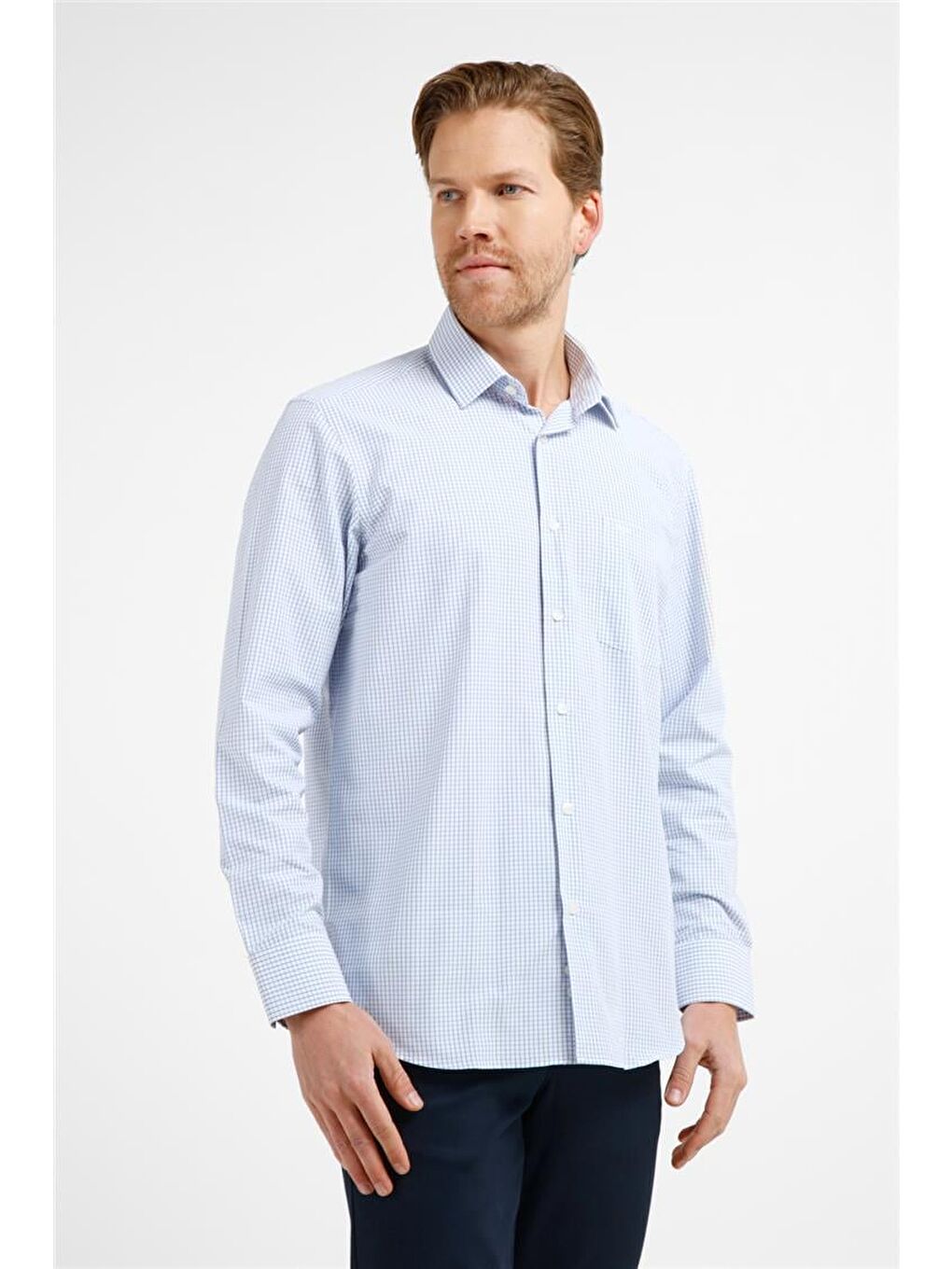 Beyaz - Mavi Kareli Desen Sert Yaka Uzun Kol Cepli Comfort Fit Pamuklu Gömlek 1004255209-2