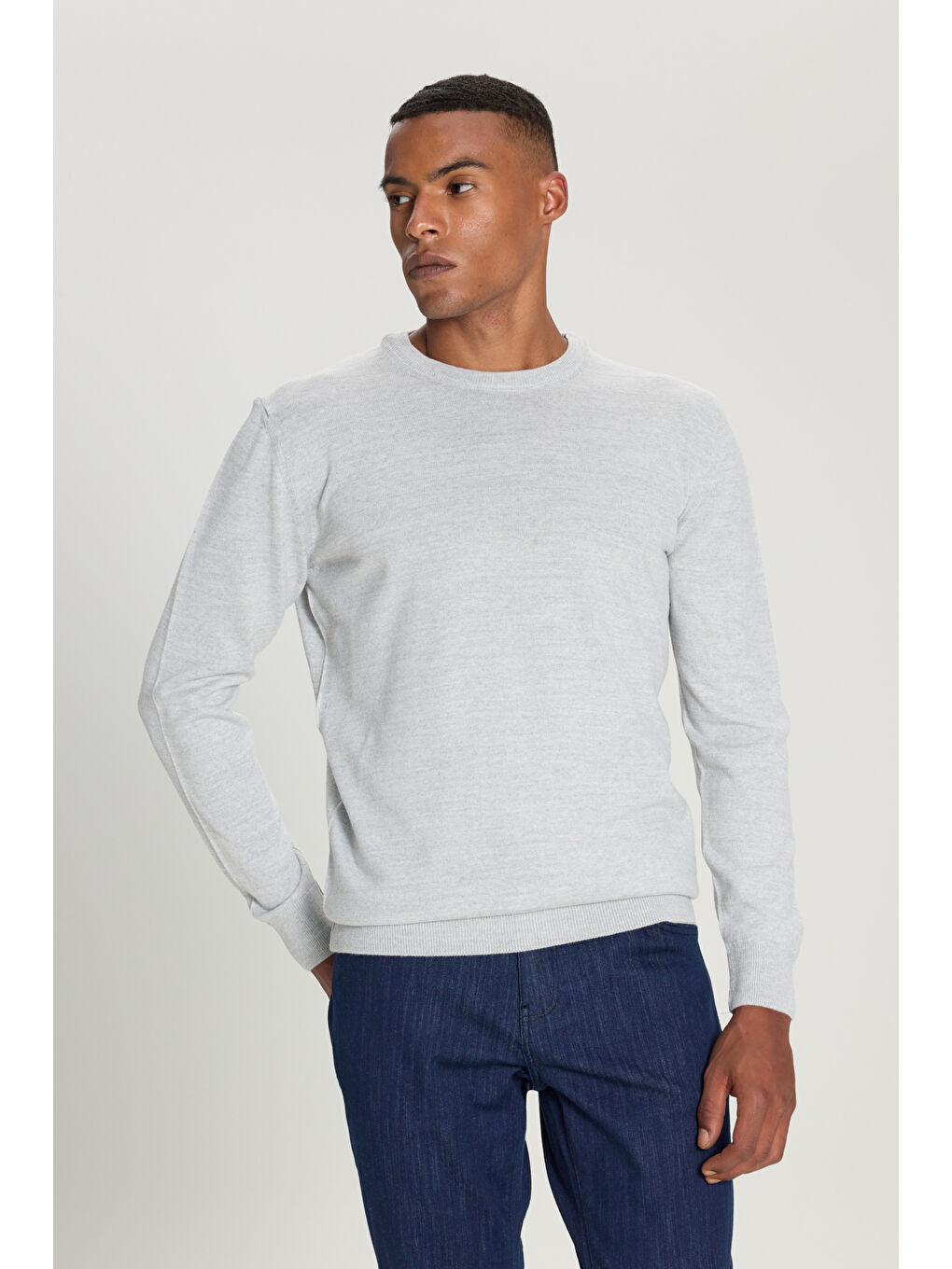 Erkek Açık Gri Standart Fit Normal Kesim Bisiklet Yaka Triko Kazak