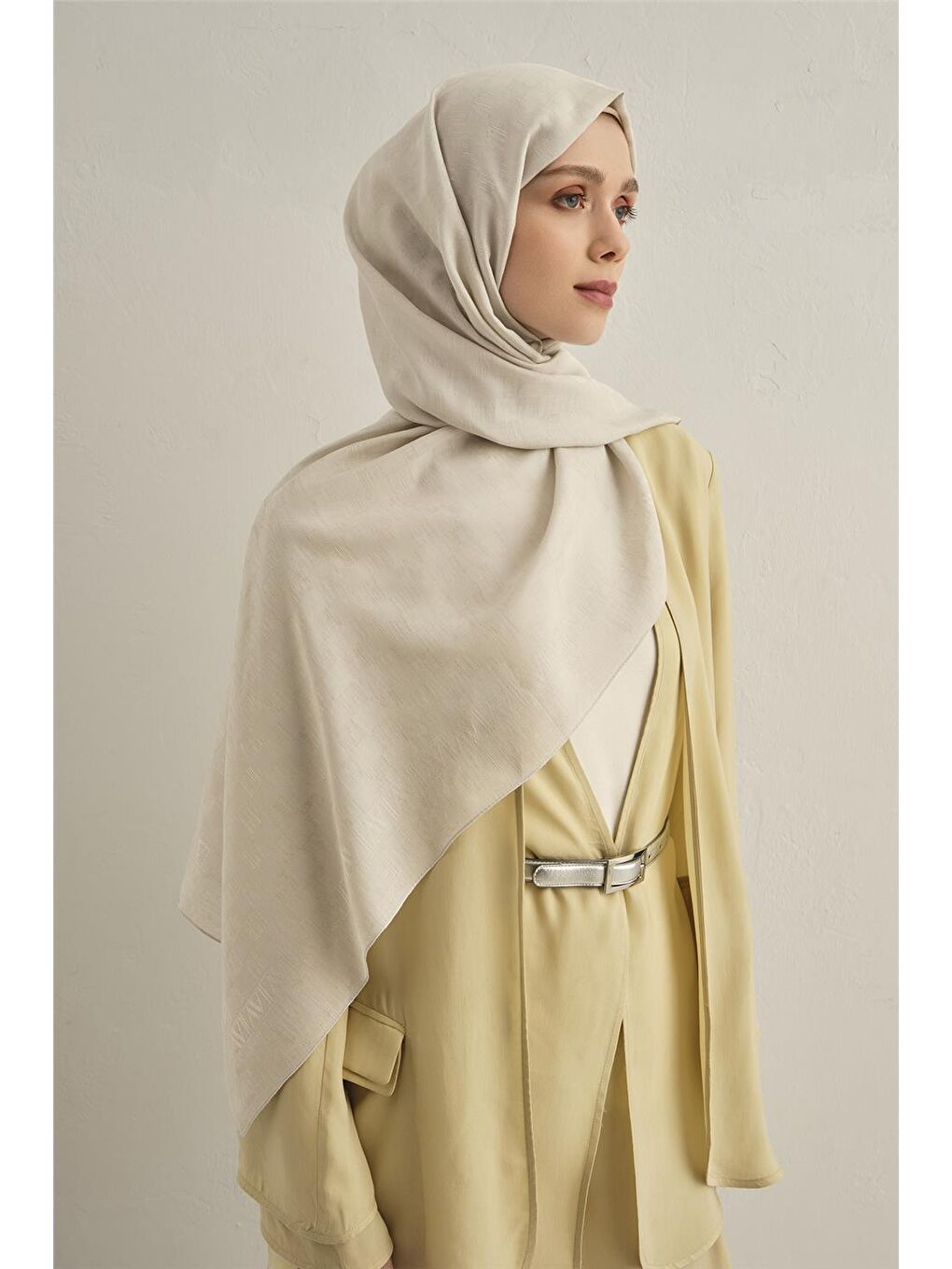 Ekru Pamora Dama Çerçeve Şal 2 17-1