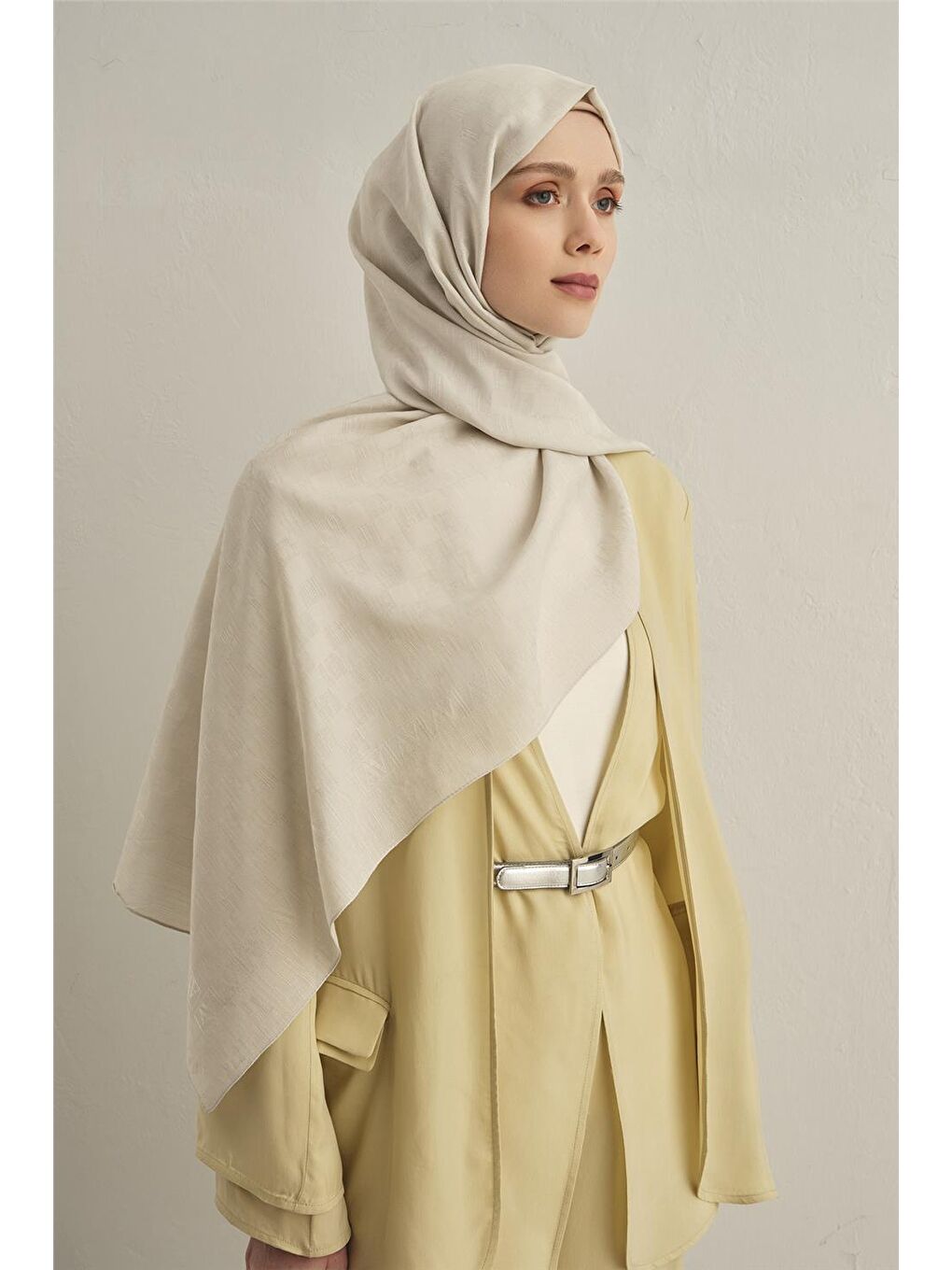 Ekru Pamora Dama Çerçeve Şal 2 17-3