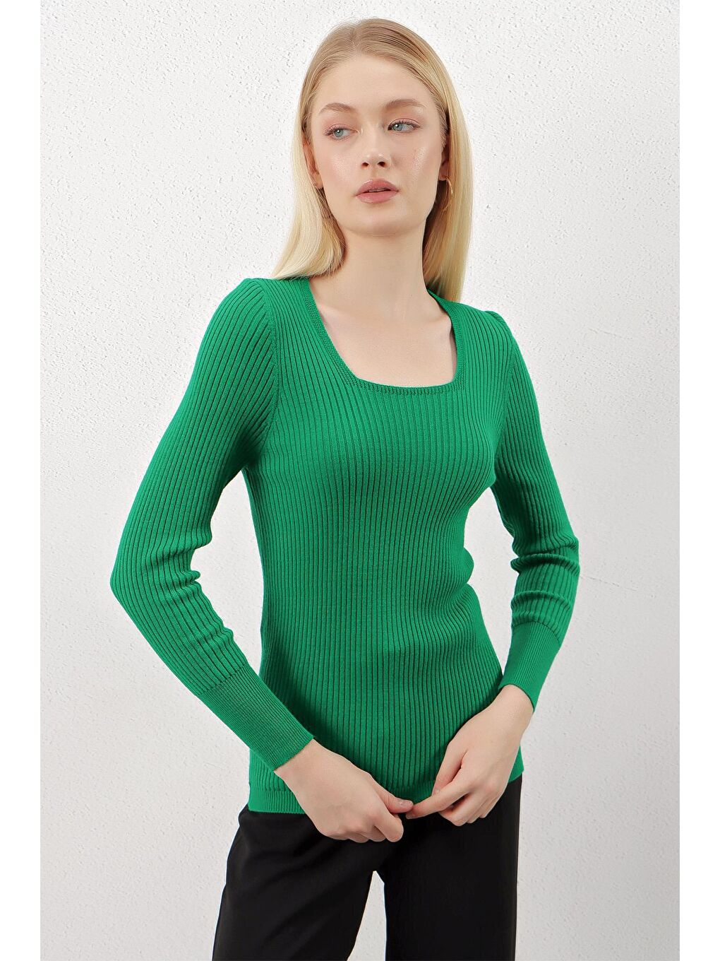 Zümrüt Yeşili Kare Yaka Fitilli Basic Body Triko Kazak-1