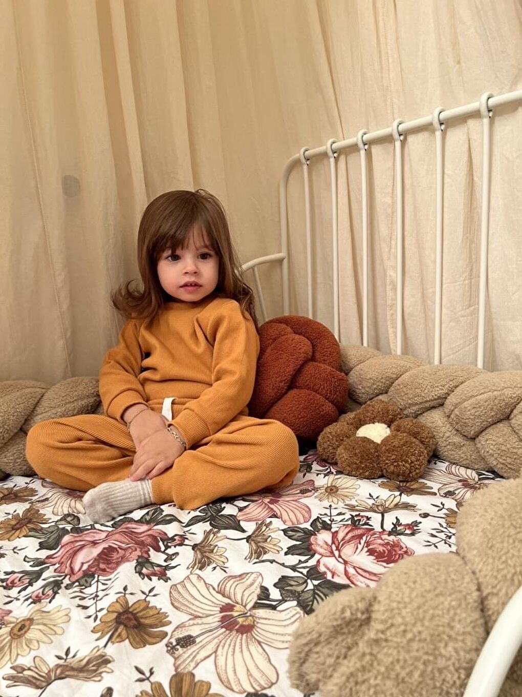 Sarı Bereli Üçlü Takım